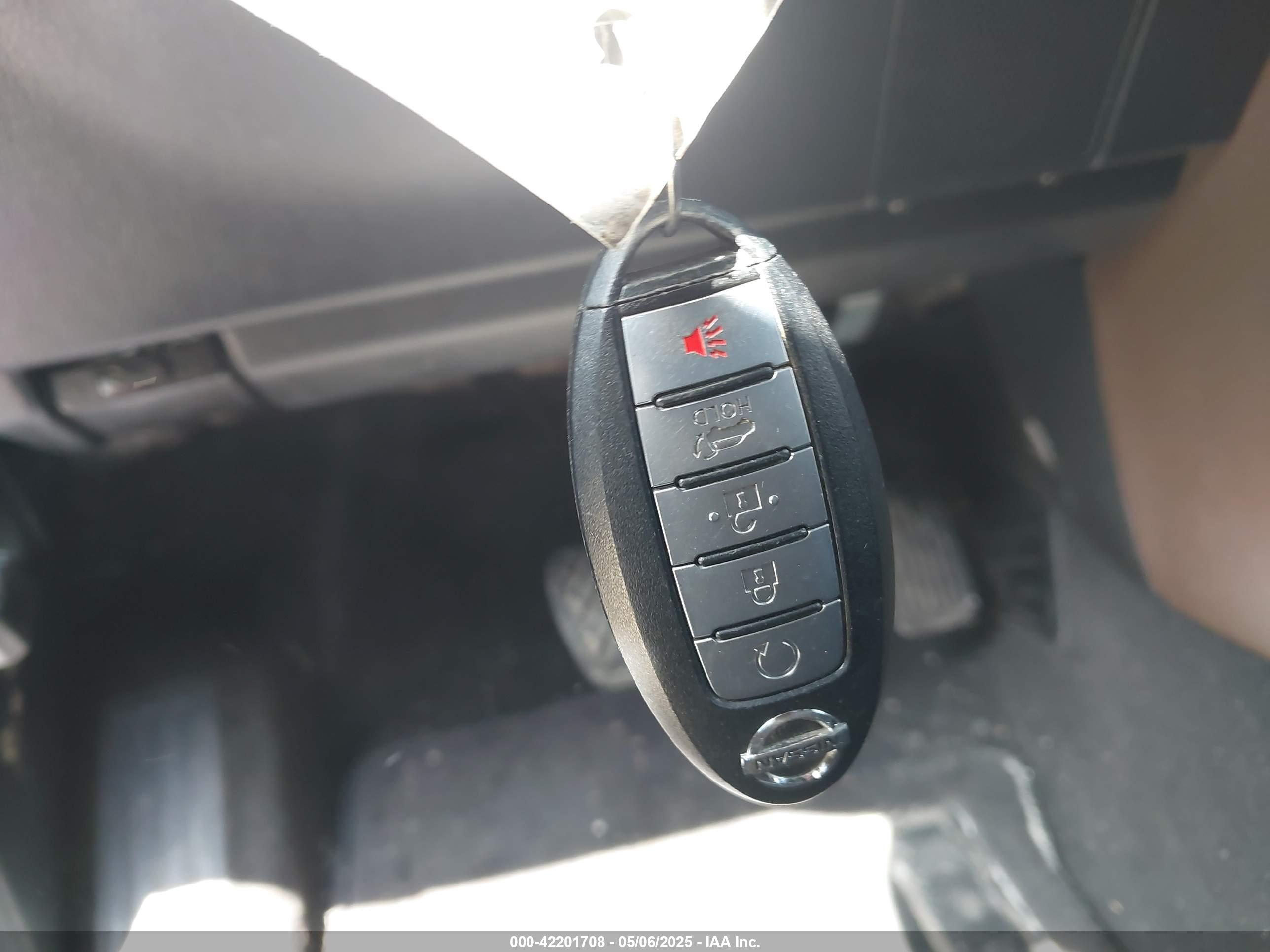 NISSAN ARMADA image 11