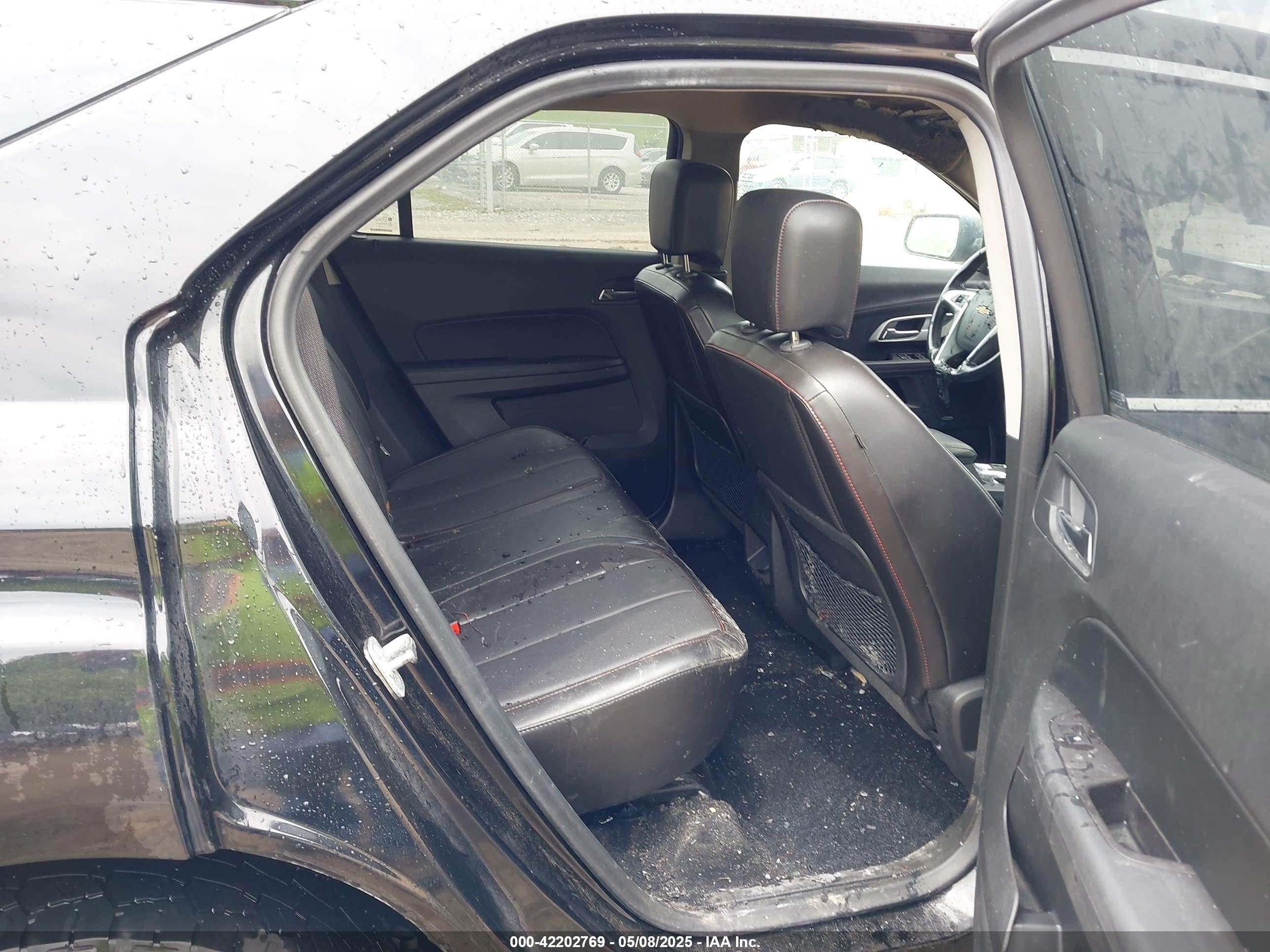 CHEVROLET EQUINOX image 8