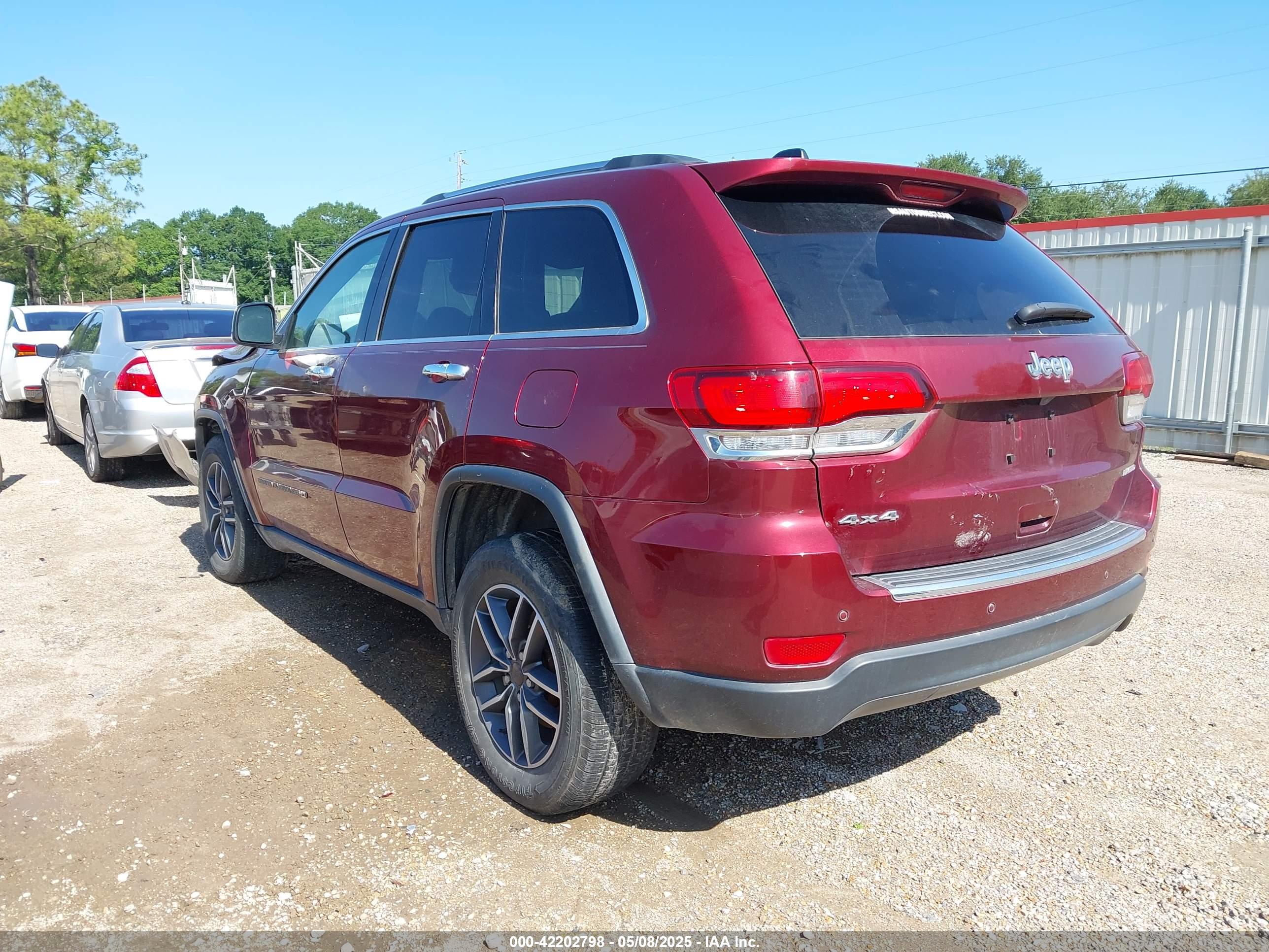 JEEP GRAND image 3