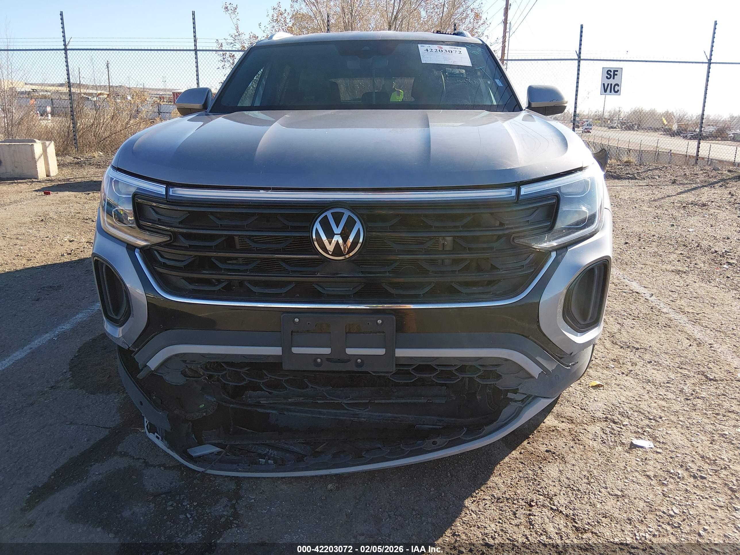 VOLKSWAGEN ATLAS image 6