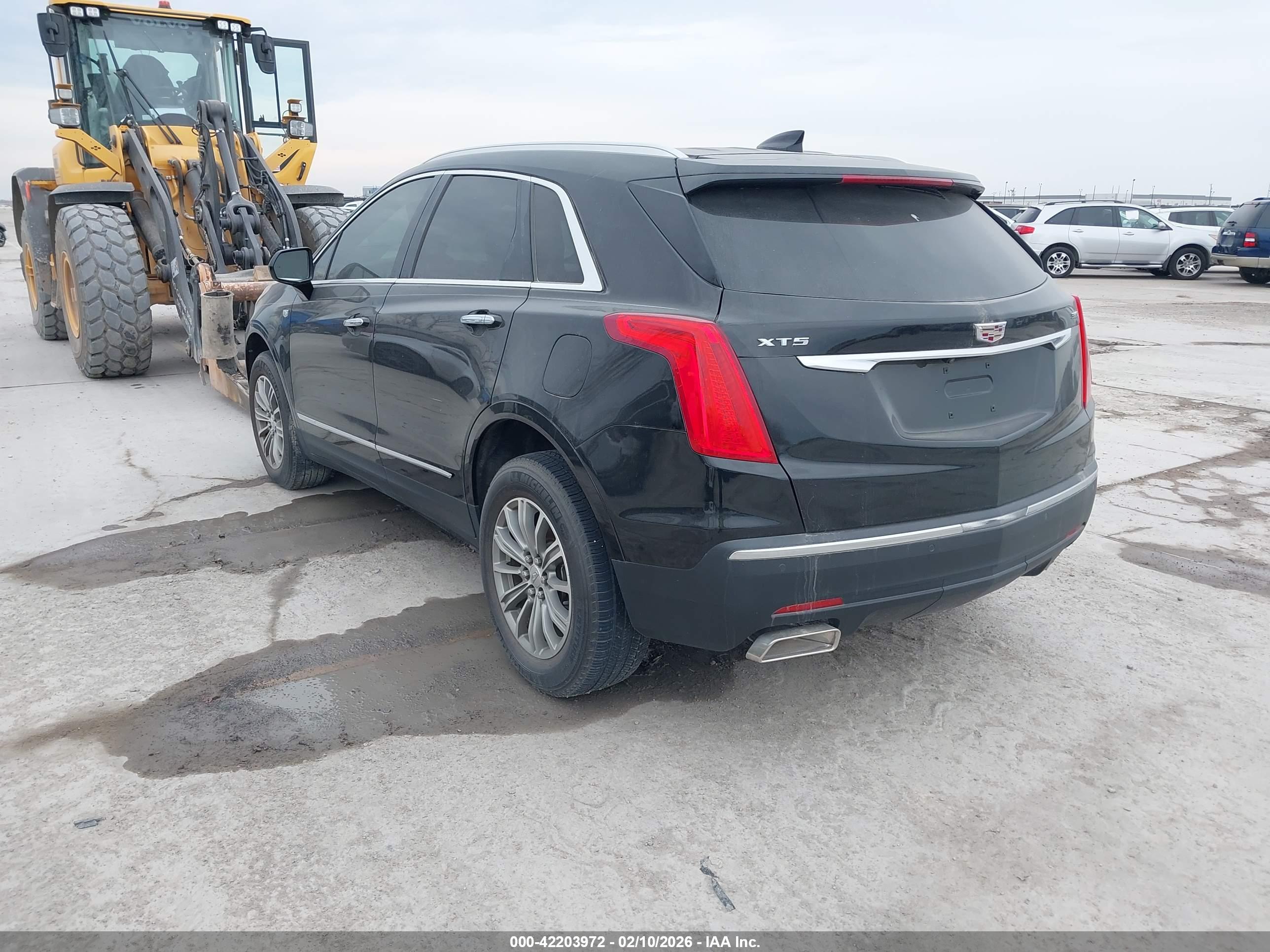 CADILLAC XT5 image 3