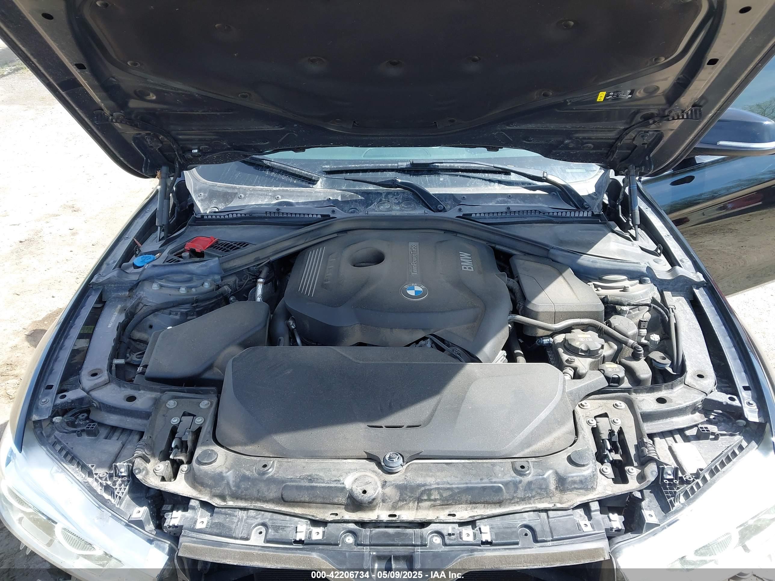 BMW 330I image 10