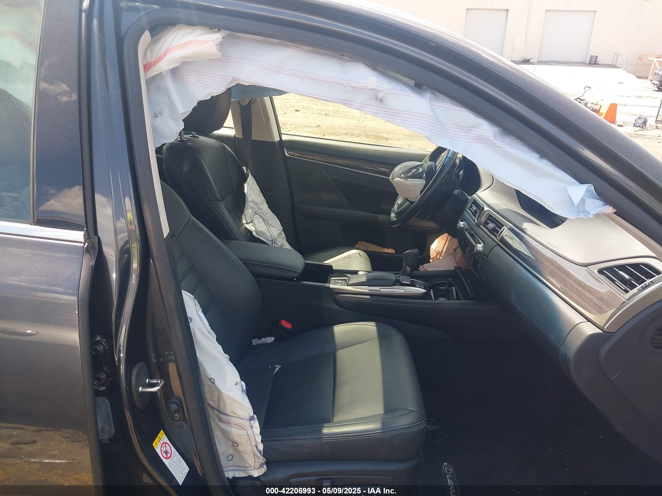 LEXUS GS image 5