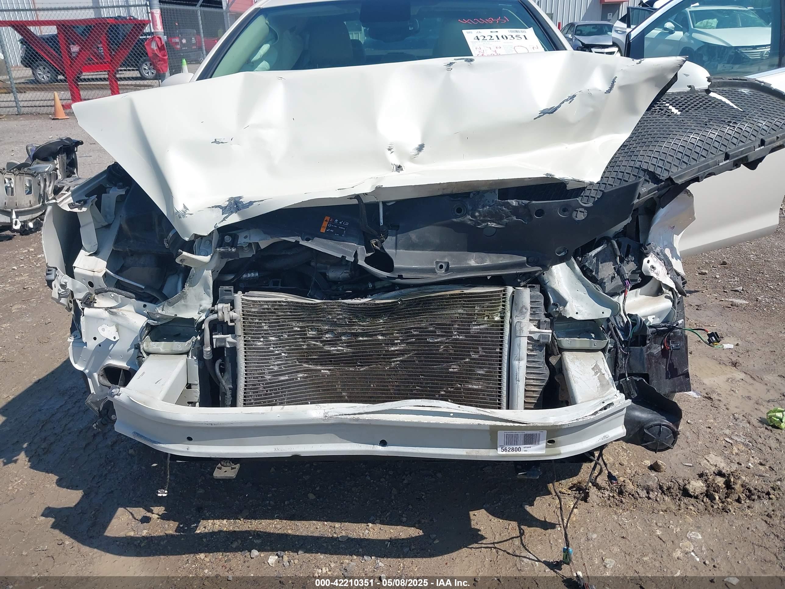 BUICK VERANO image 6