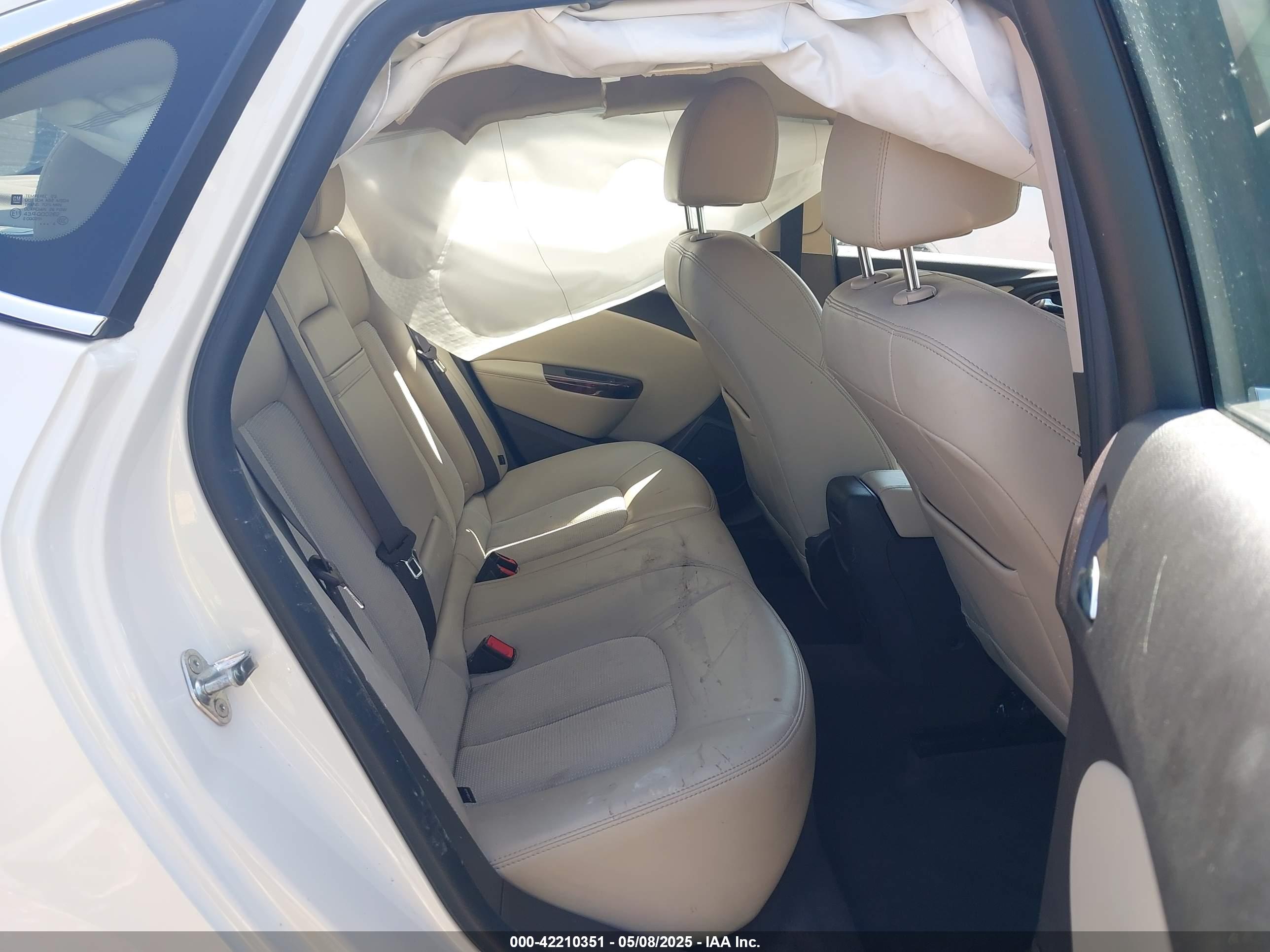BUICK VERANO image 8