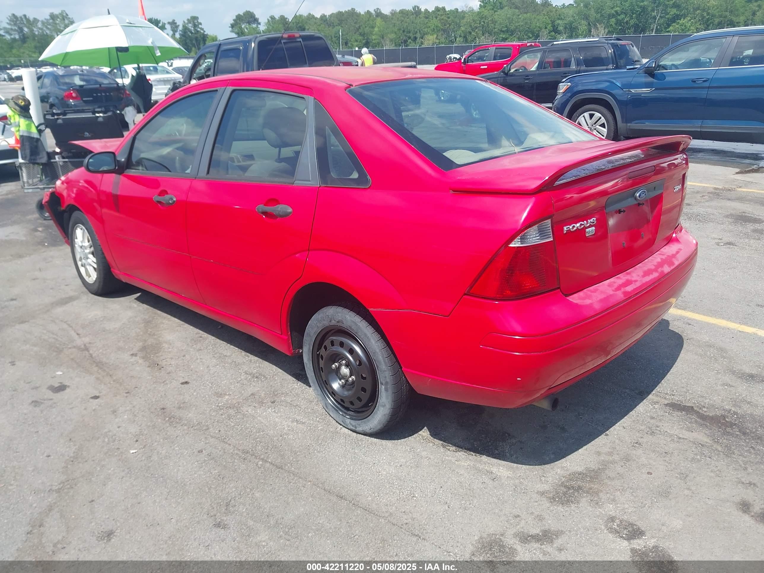 FORD FOCUS image 3