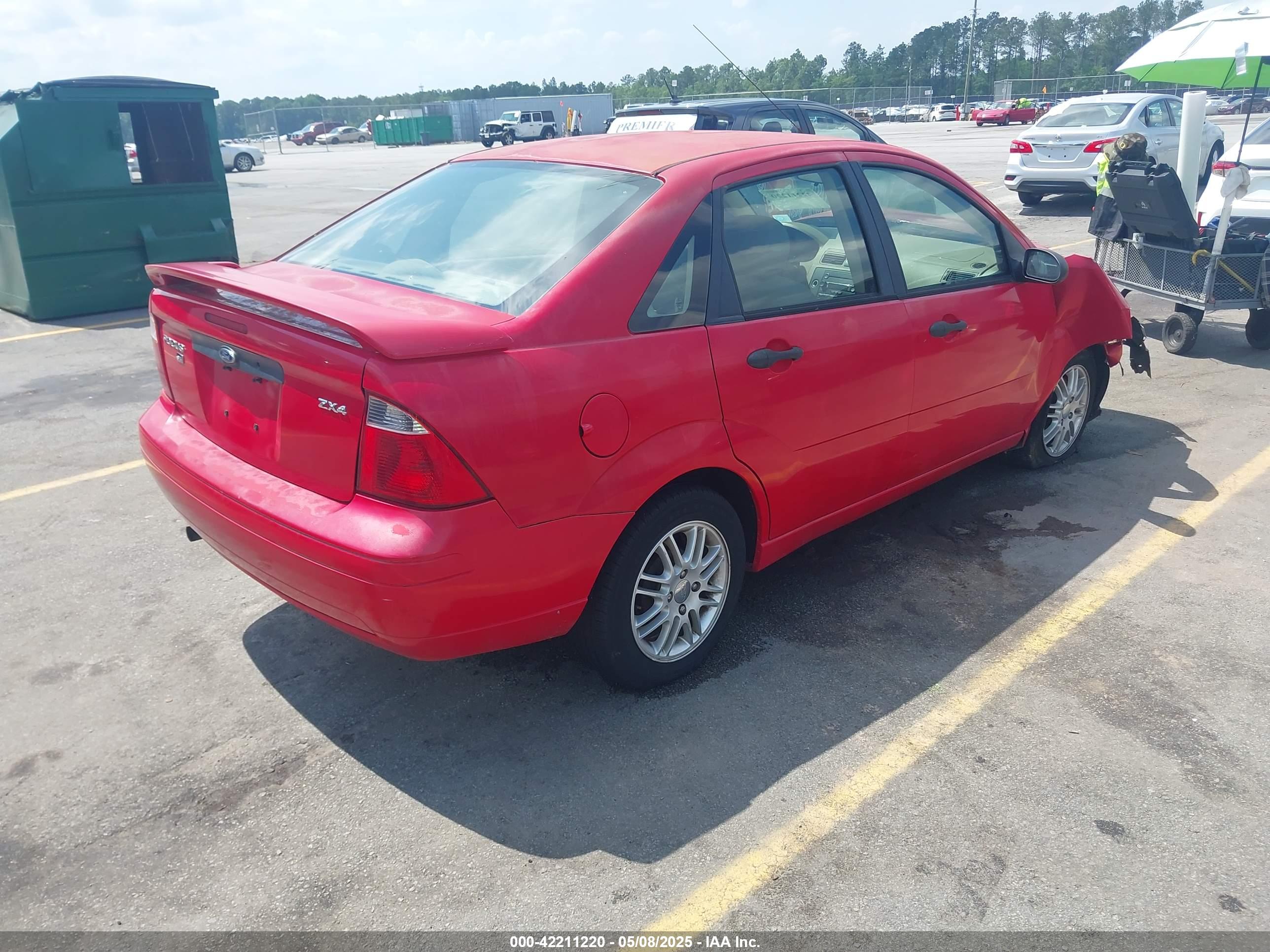 FORD FOCUS image 4