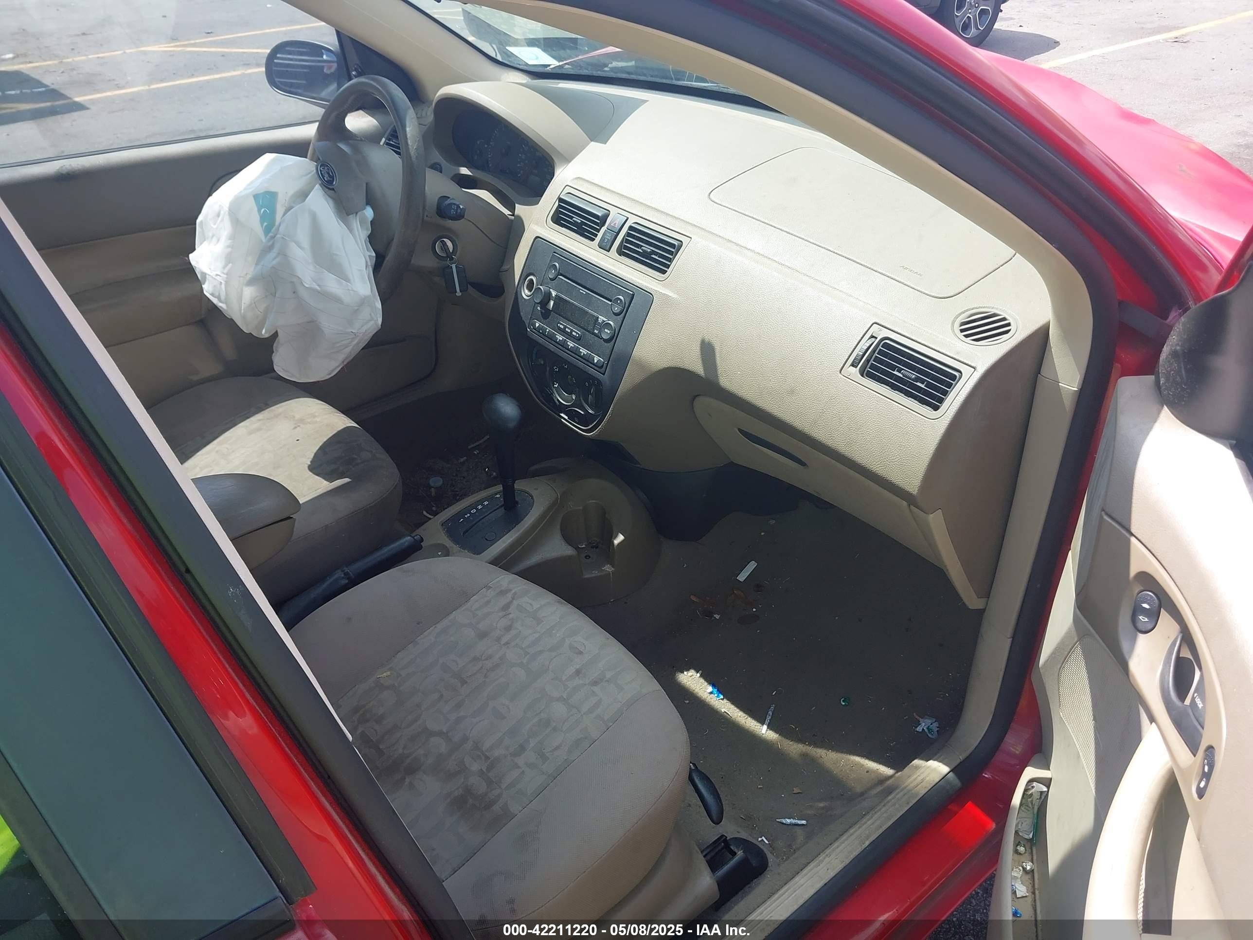 FORD FOCUS image 5