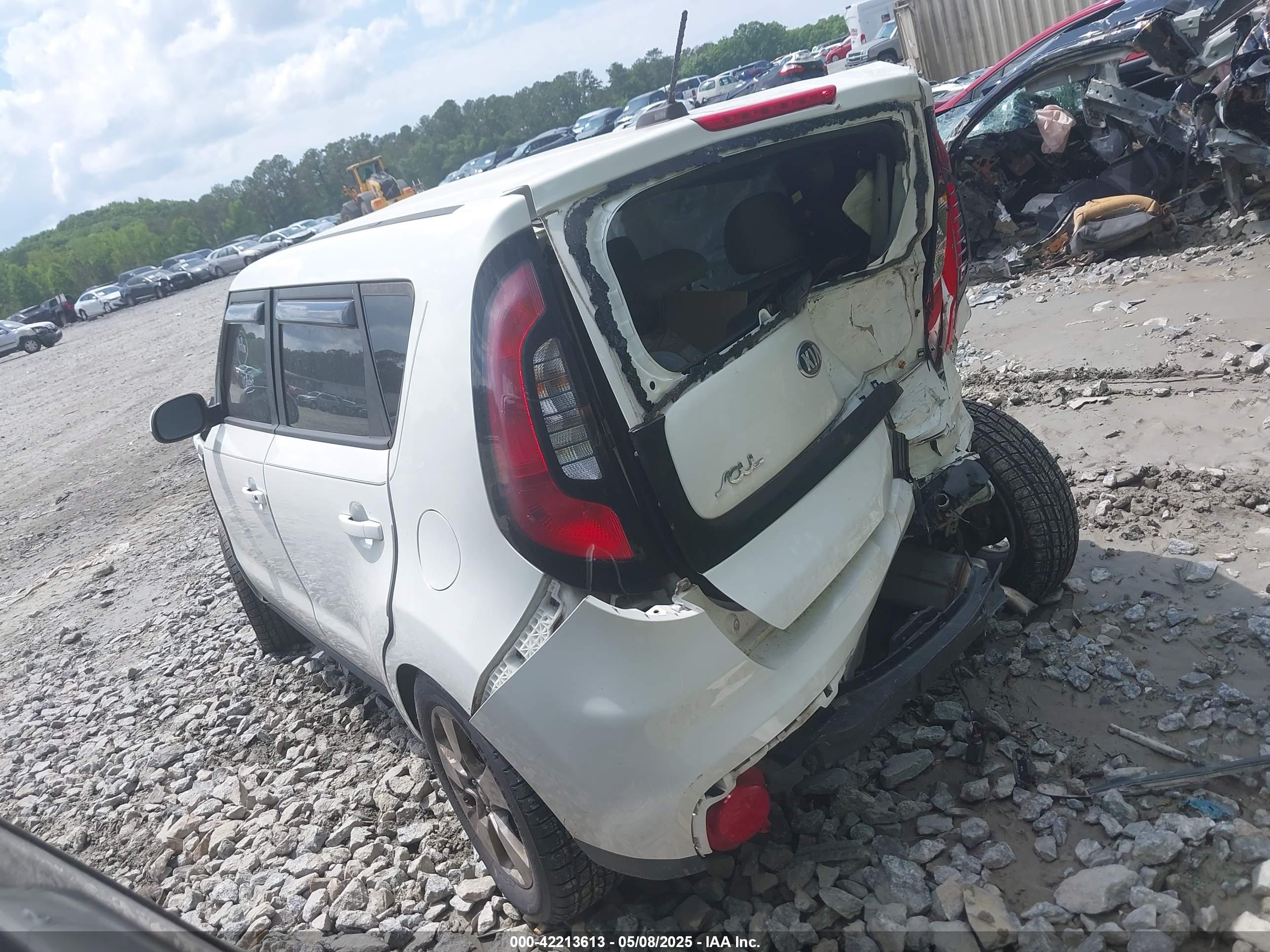 KIA SOUL image 3