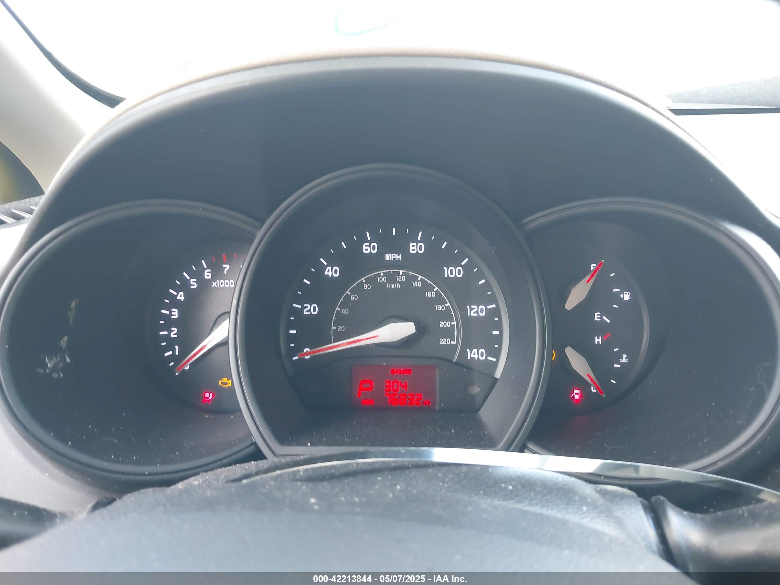 KIA RIO image 7