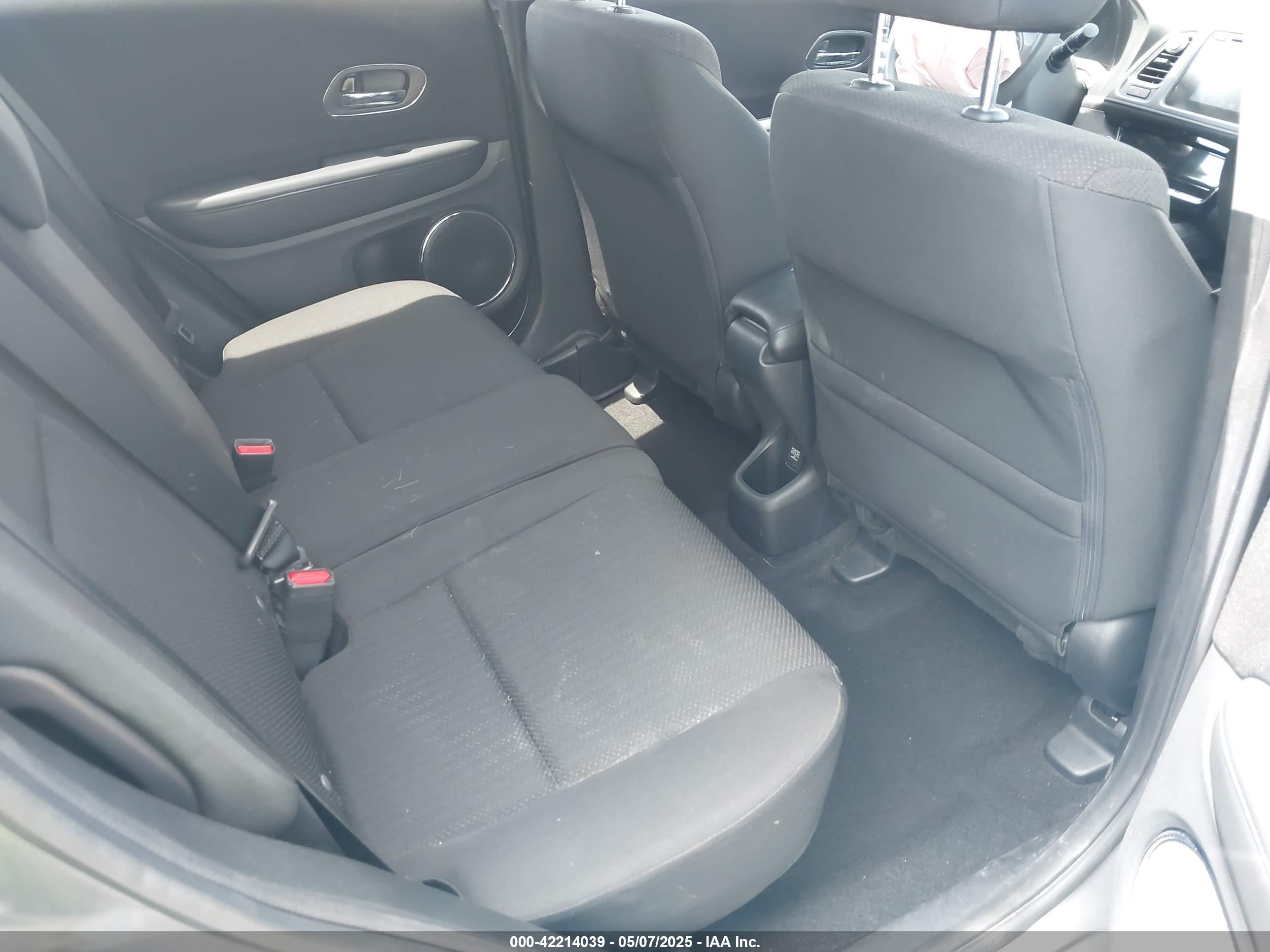 HONDA HR-V image 8