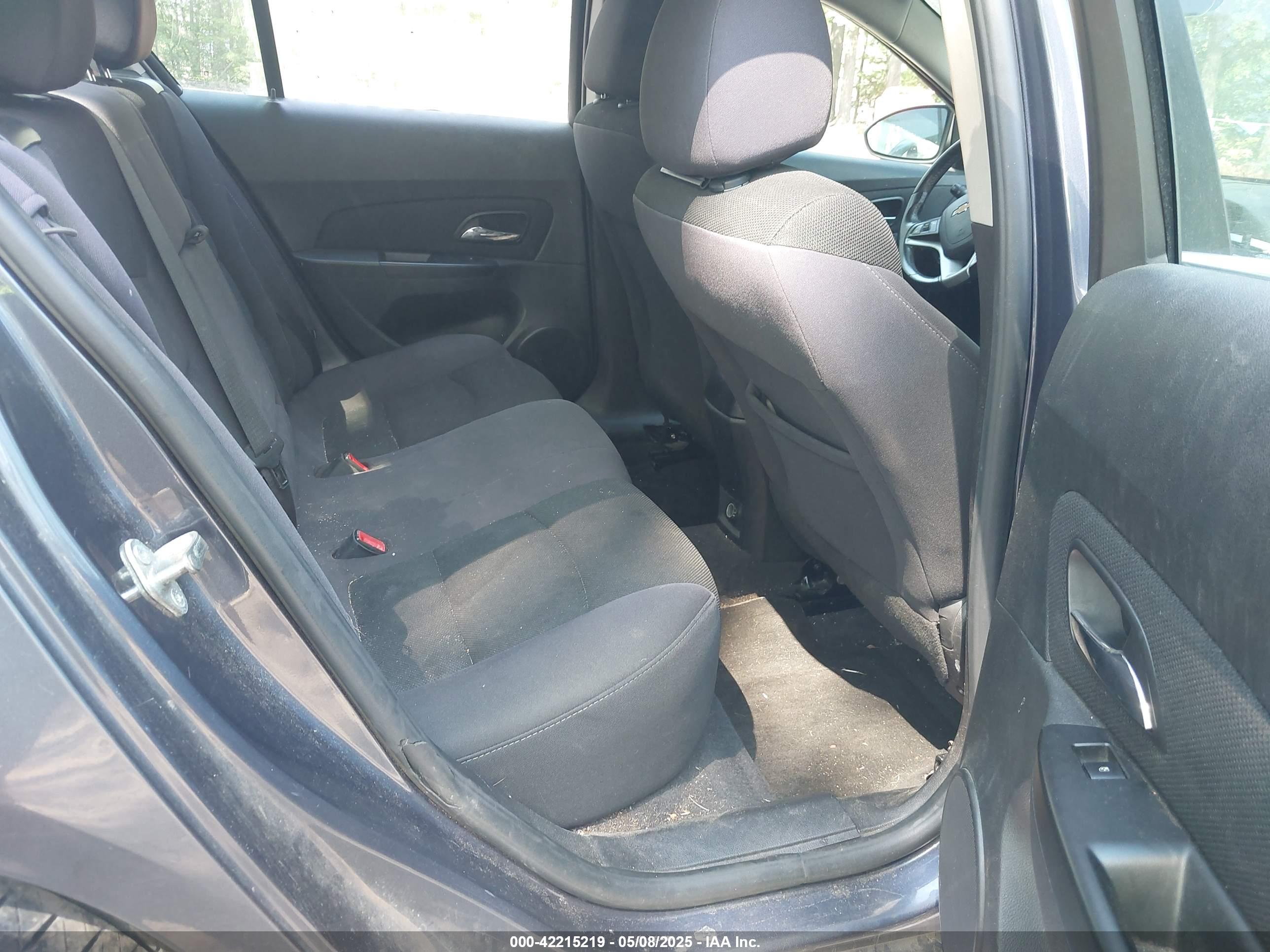 CHEVROLET CRUZE image 8