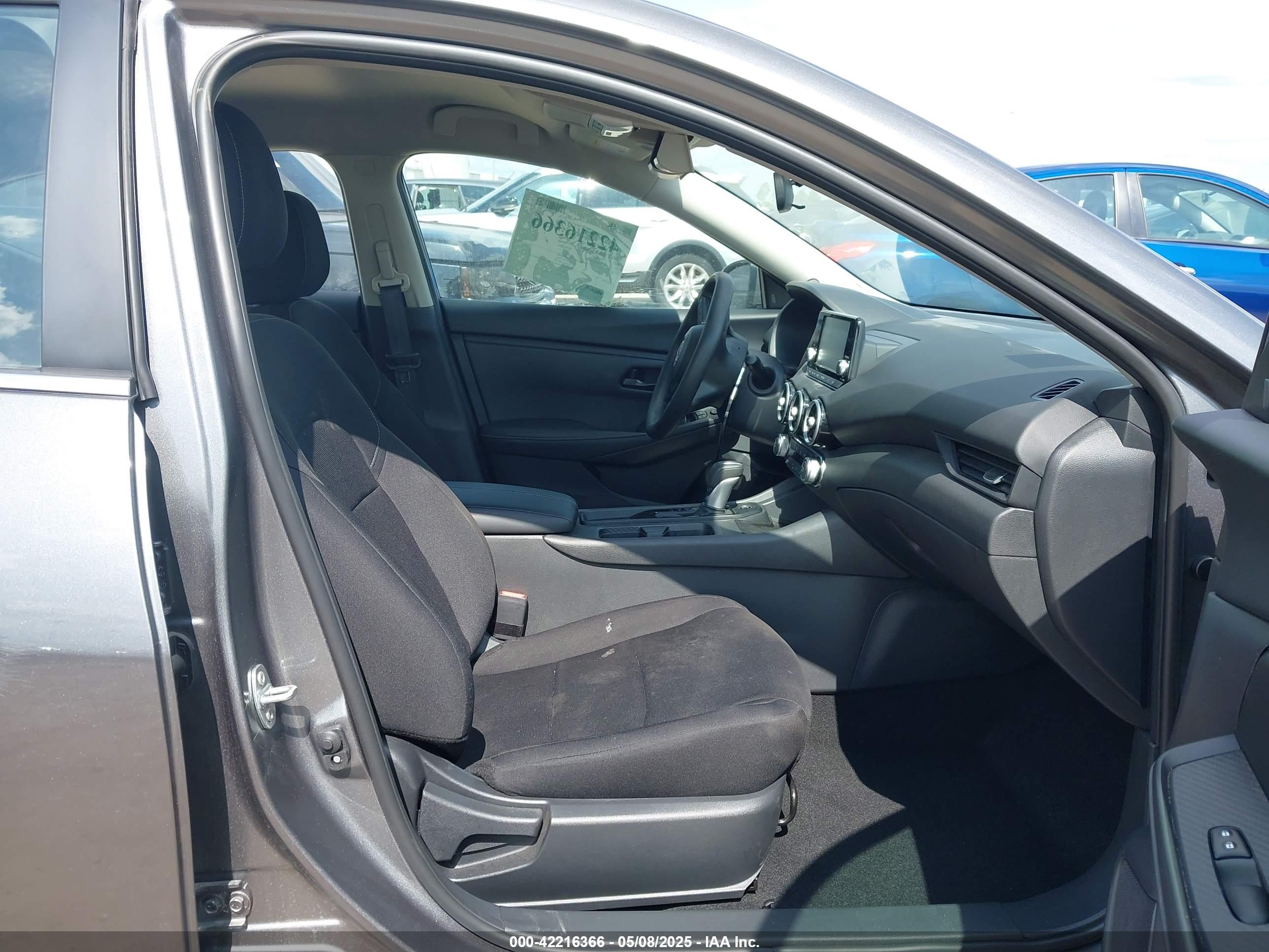 NISSAN SENTRA image 5