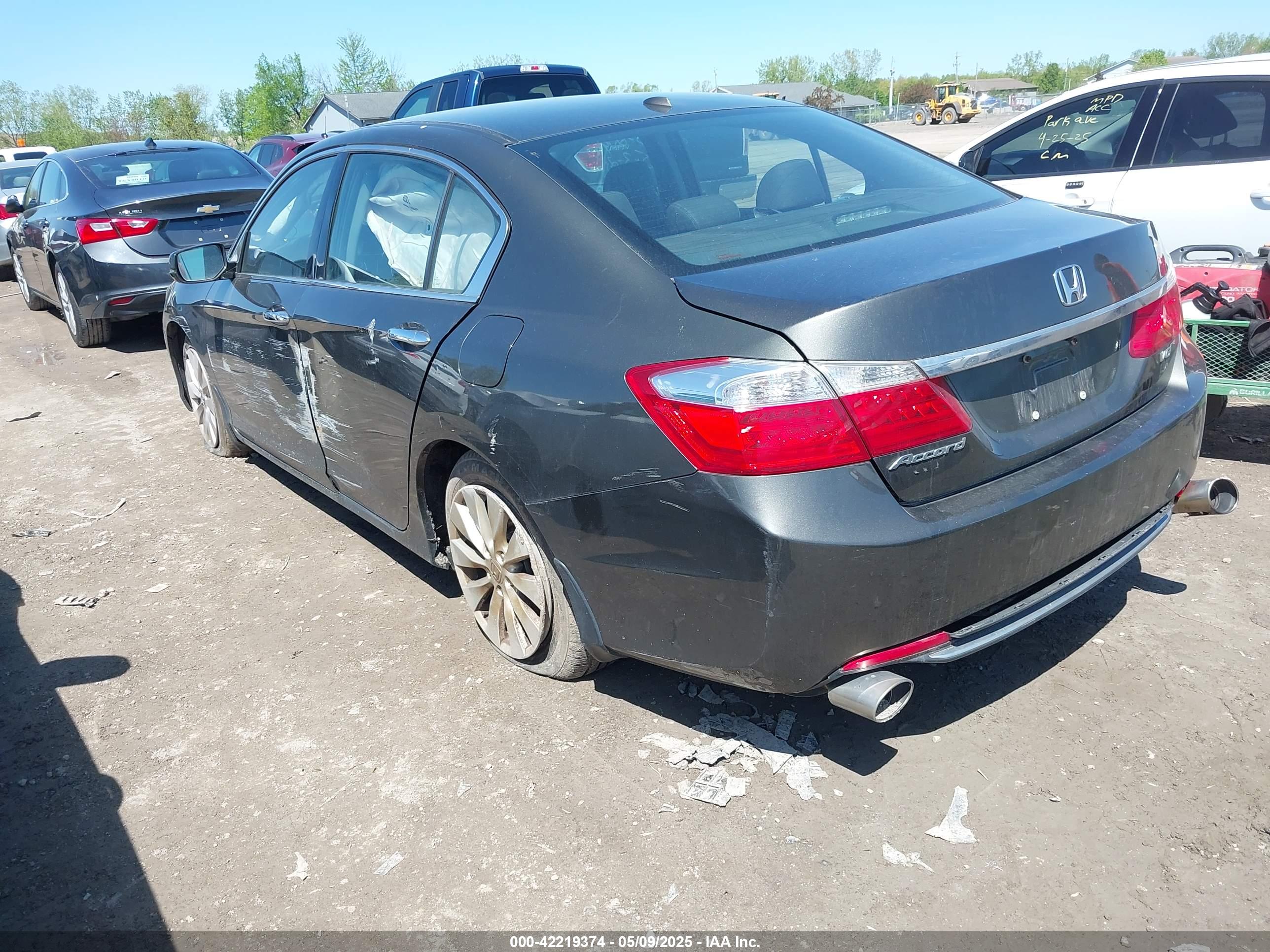HONDA ACCORD image 3
