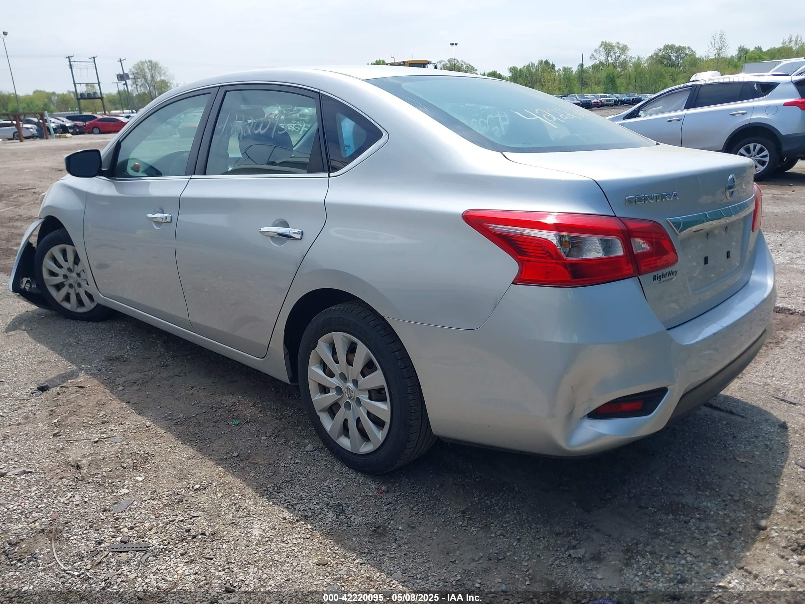 NISSAN SENTRA image 3