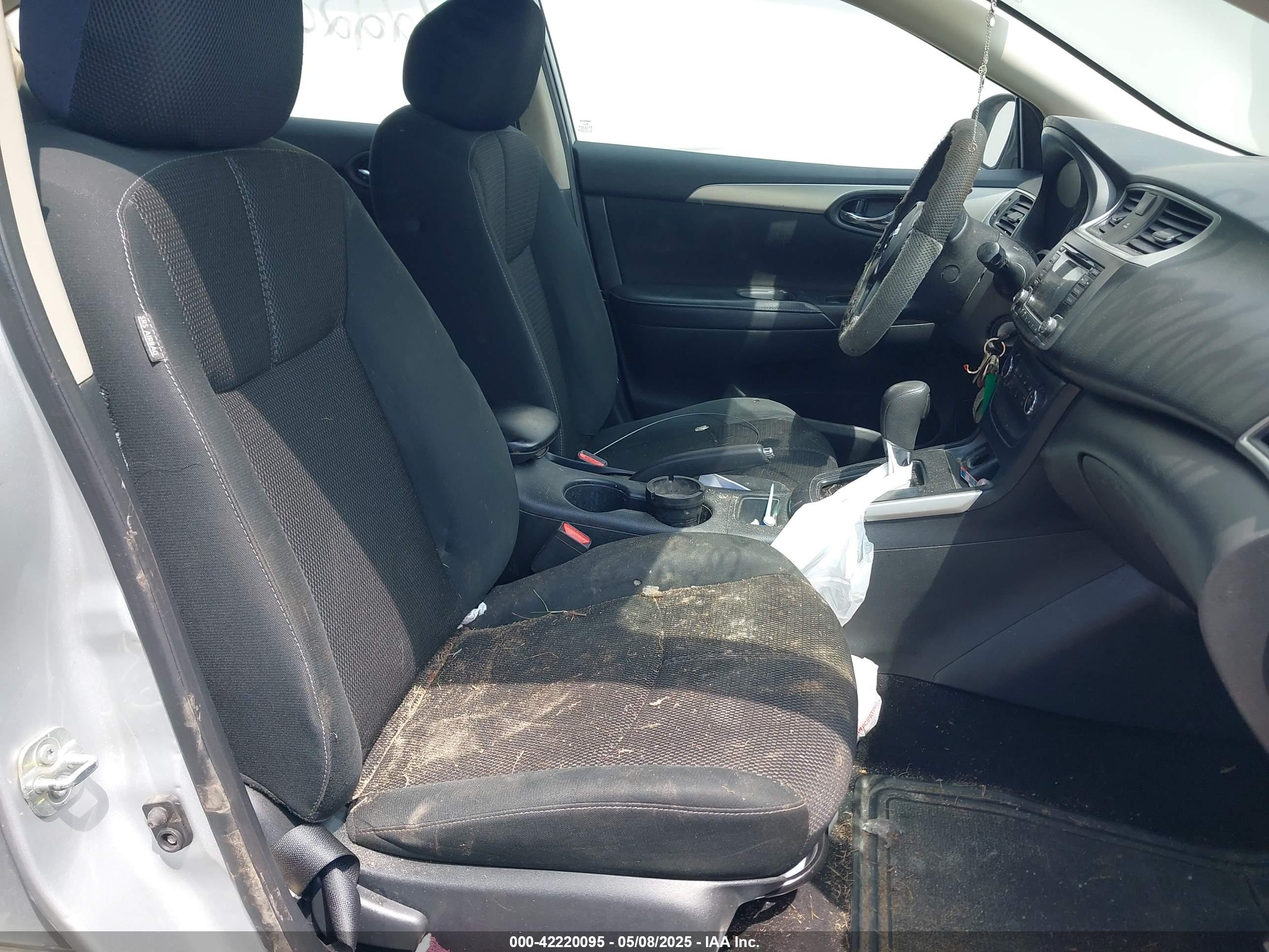 NISSAN SENTRA image 5
