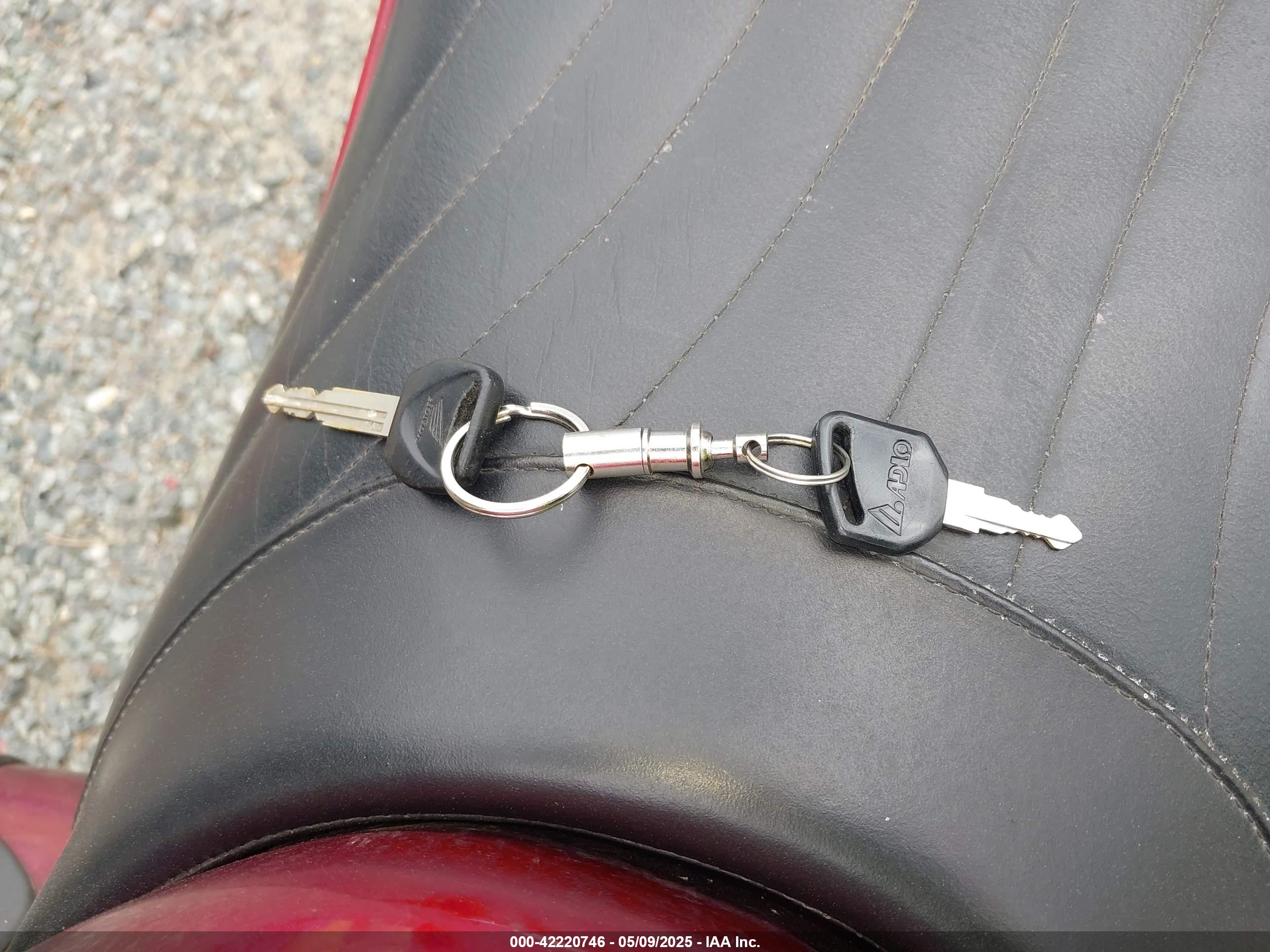 HONDA ST1300 image 11