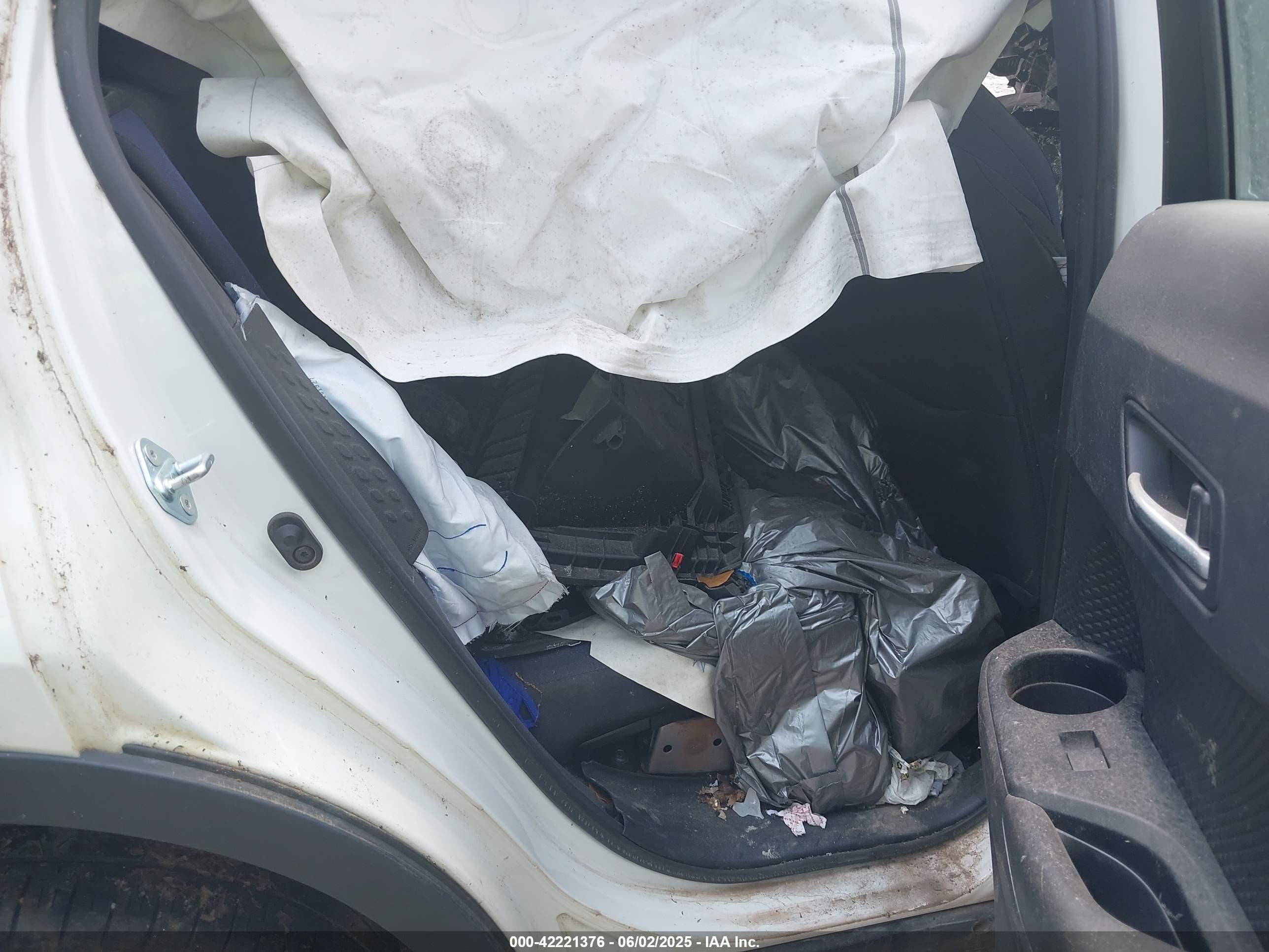 TOYOTA C-HR image 8