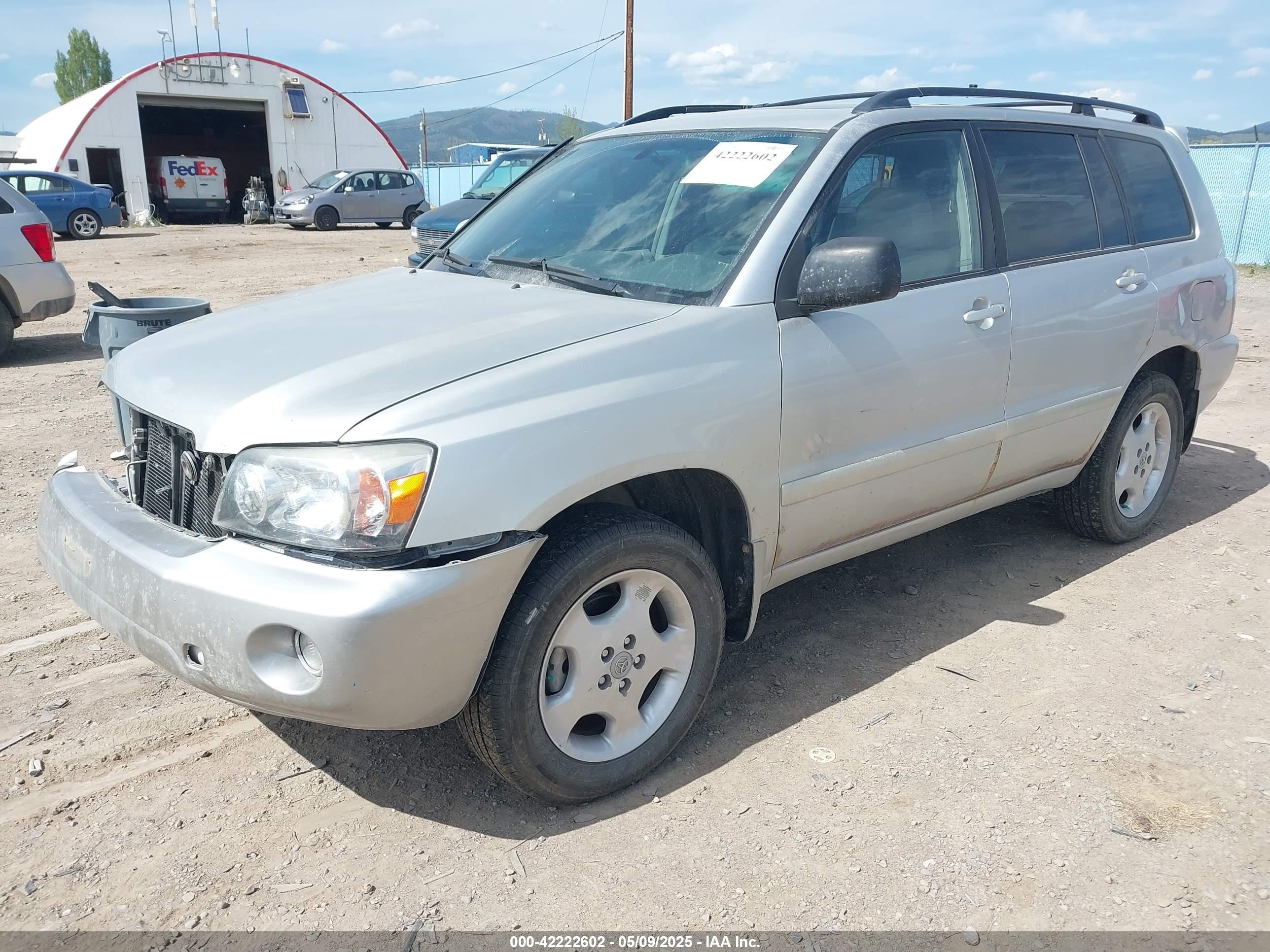 TOYOTA HIGHLANDER image 2
