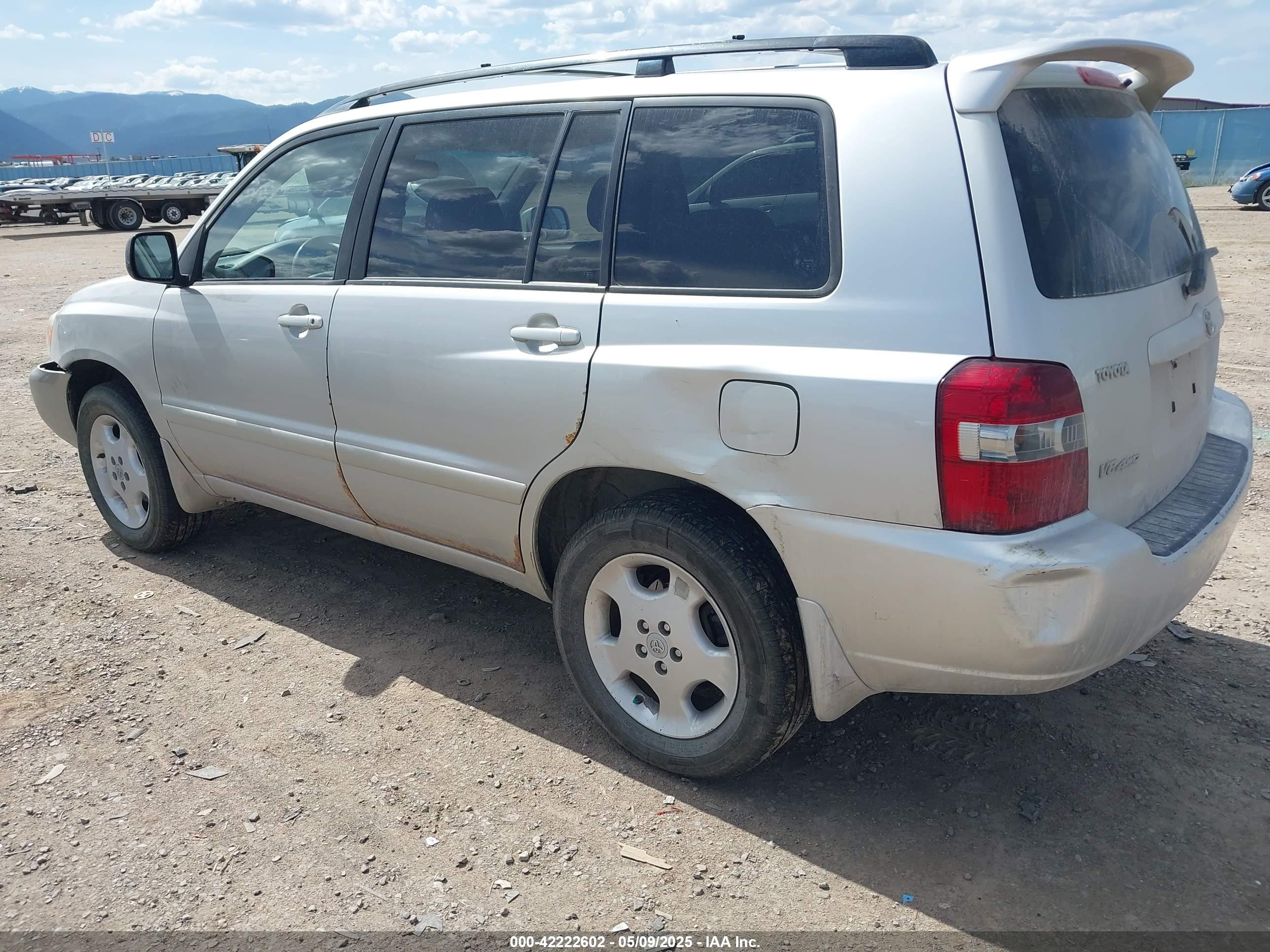 TOYOTA HIGHLANDER image 3