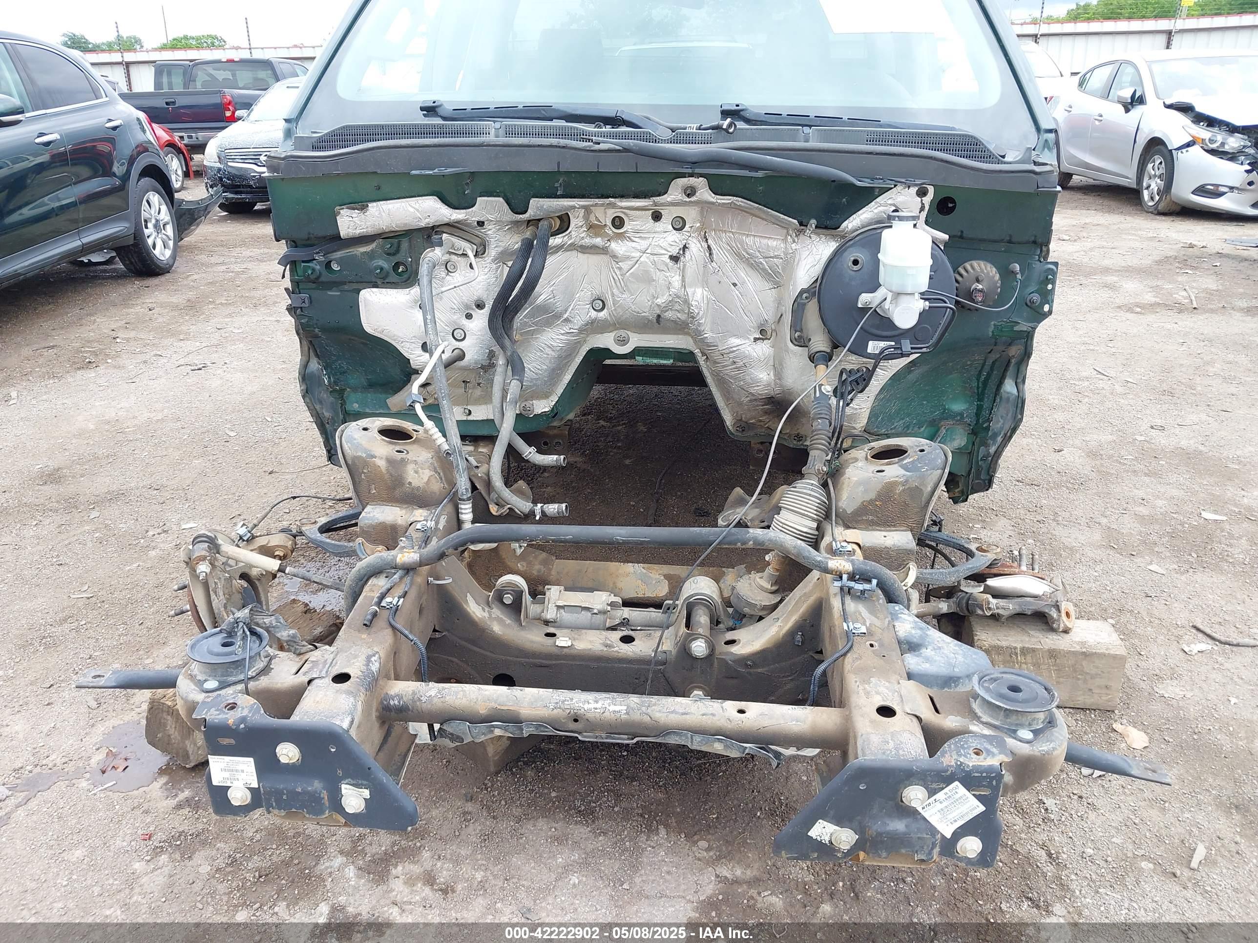 CHEVROLET SILVERADO image 10