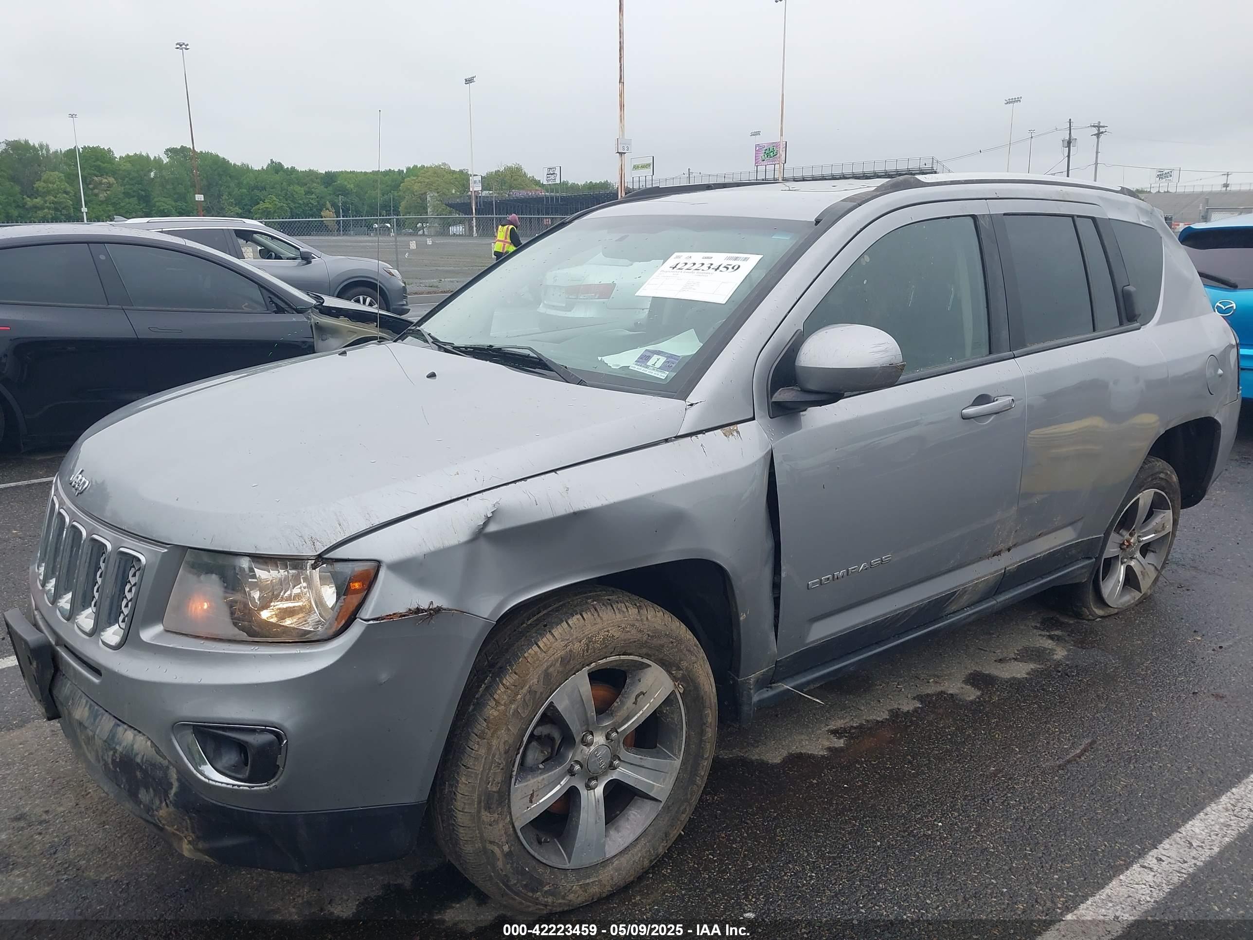 JEEP COMPASS image 6