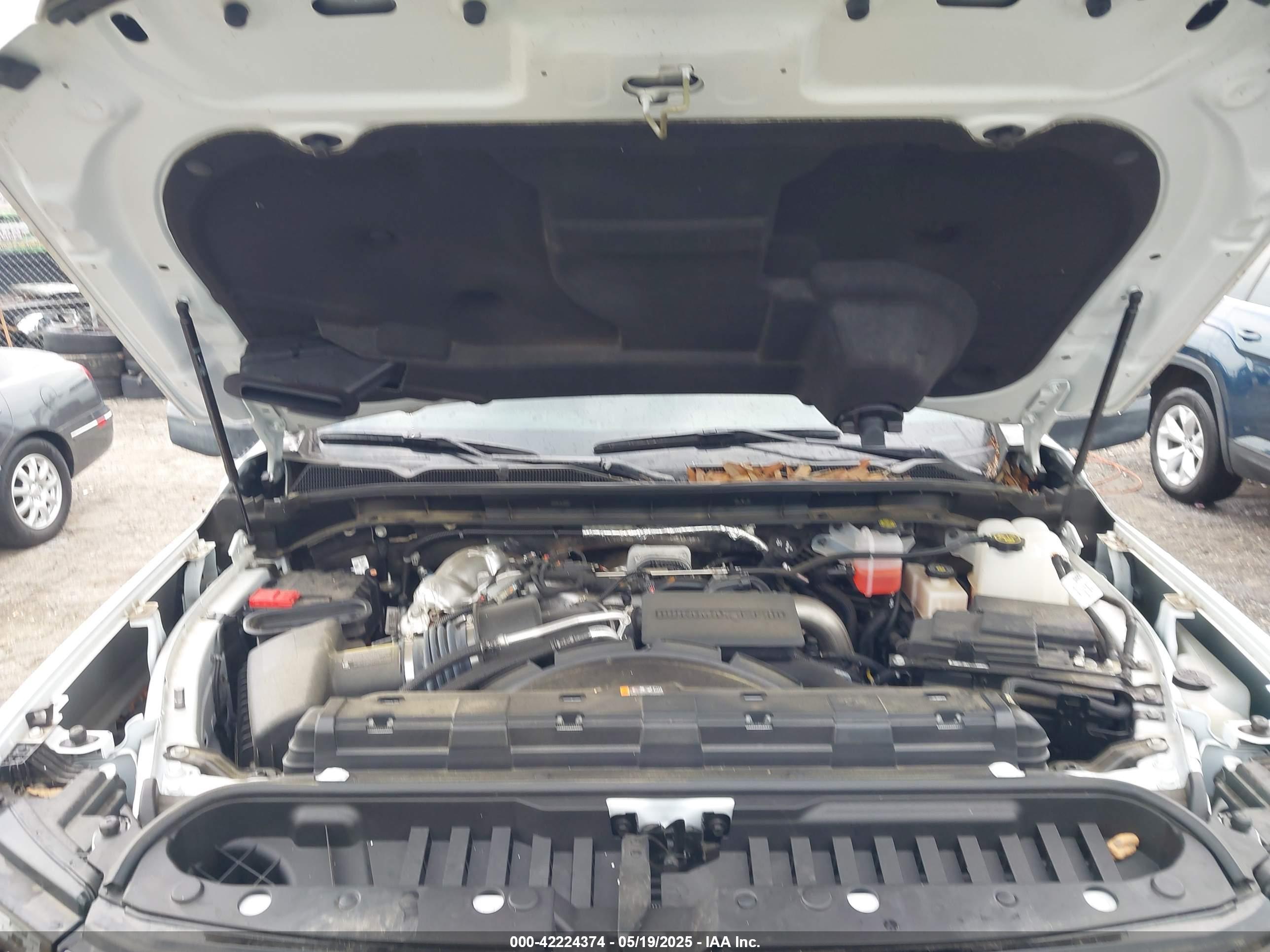 GMC SIERRA image 10