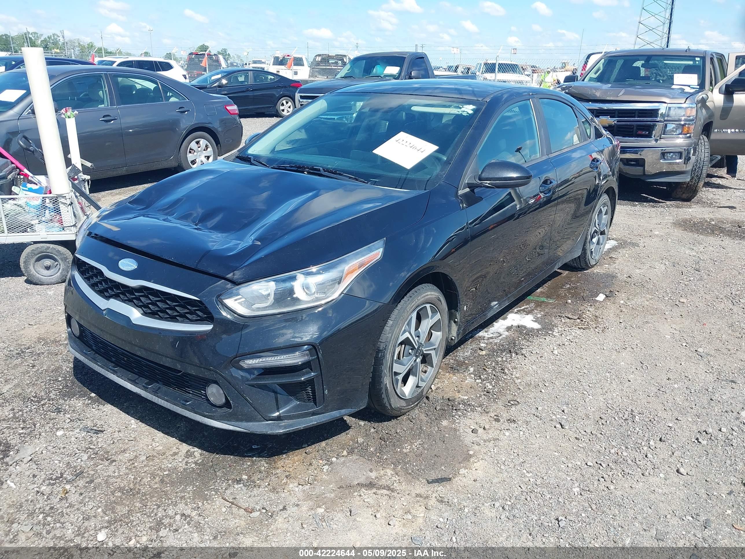 KIA FORTE image 2