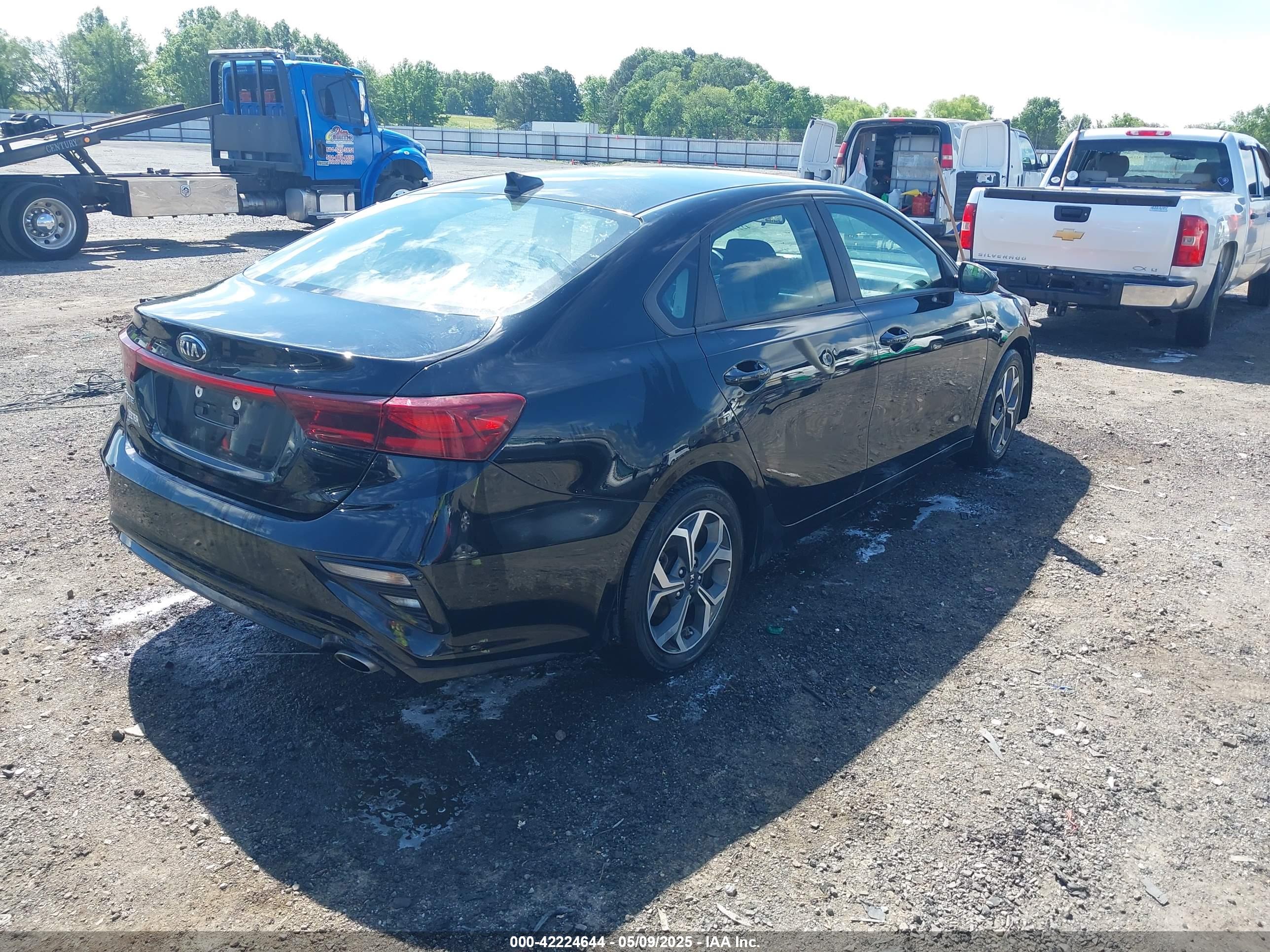 KIA FORTE image 4