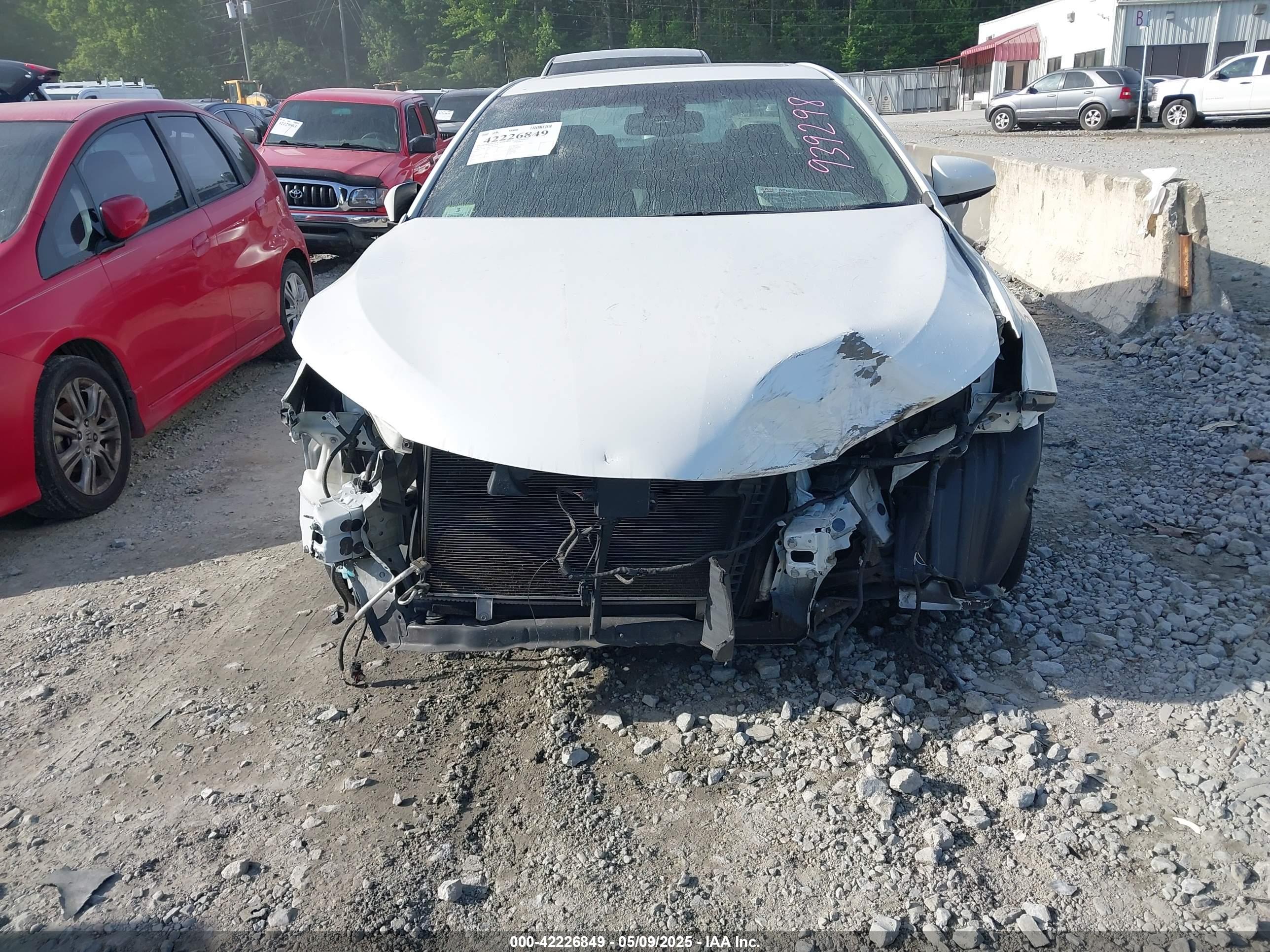TOYOTA CAMRY image 6
