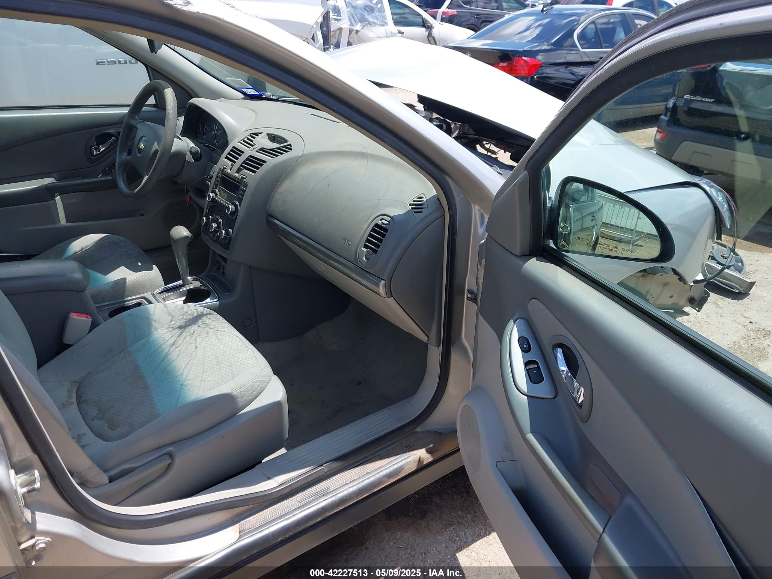 CHEVROLET MALIBU image 5