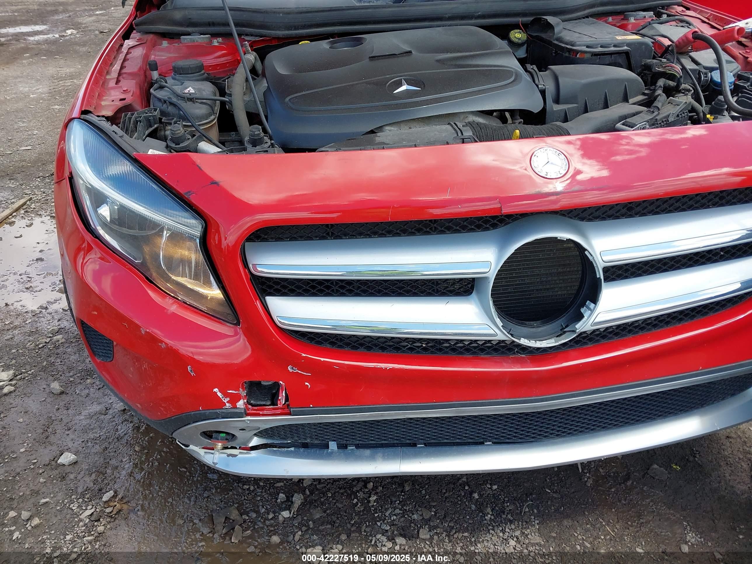 MERCEDES-BENZ GLA image 6