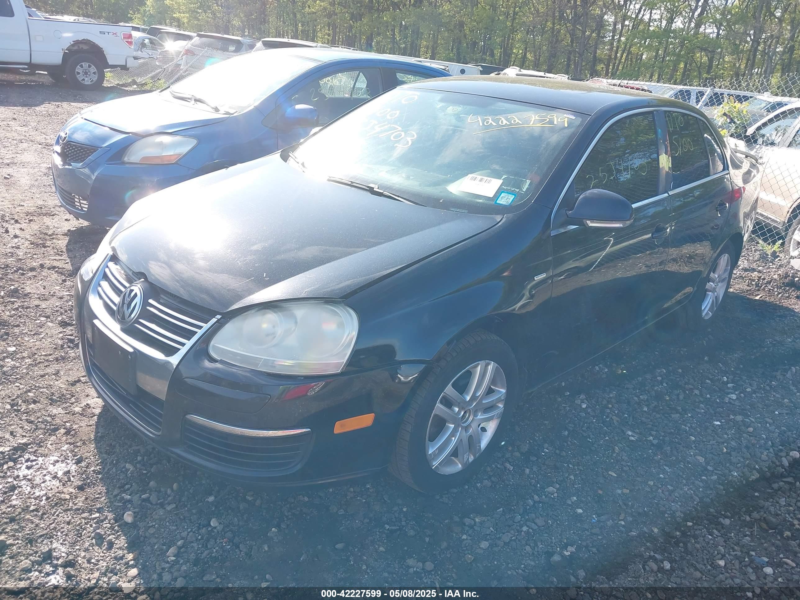 VOLKSWAGEN JETTA image 2