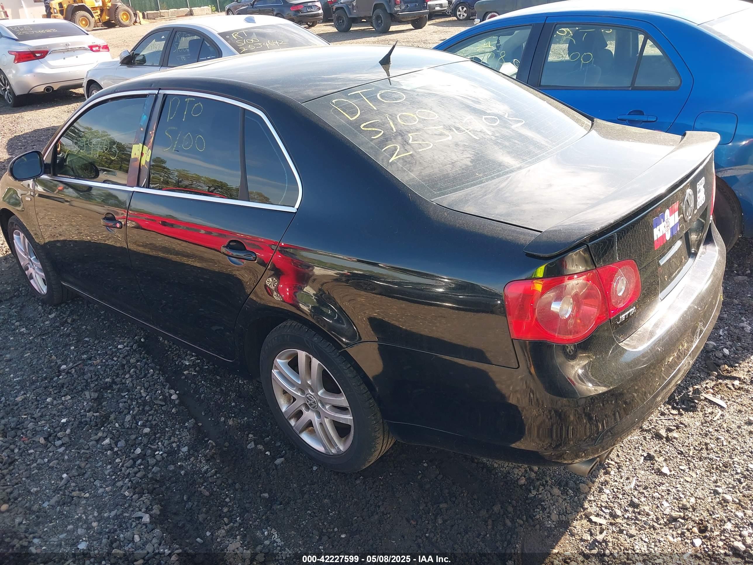 VOLKSWAGEN JETTA image 3