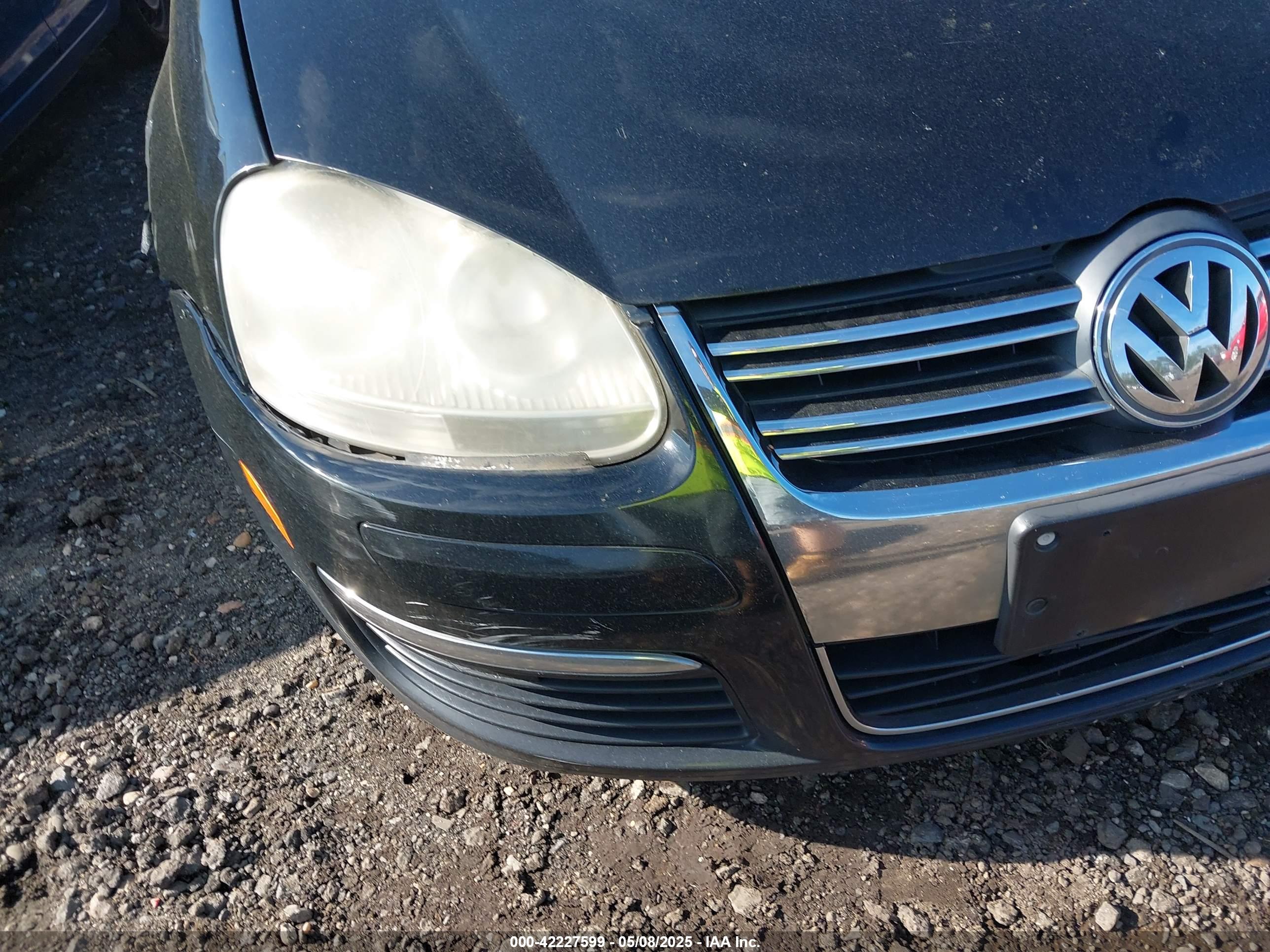VOLKSWAGEN JETTA image 6