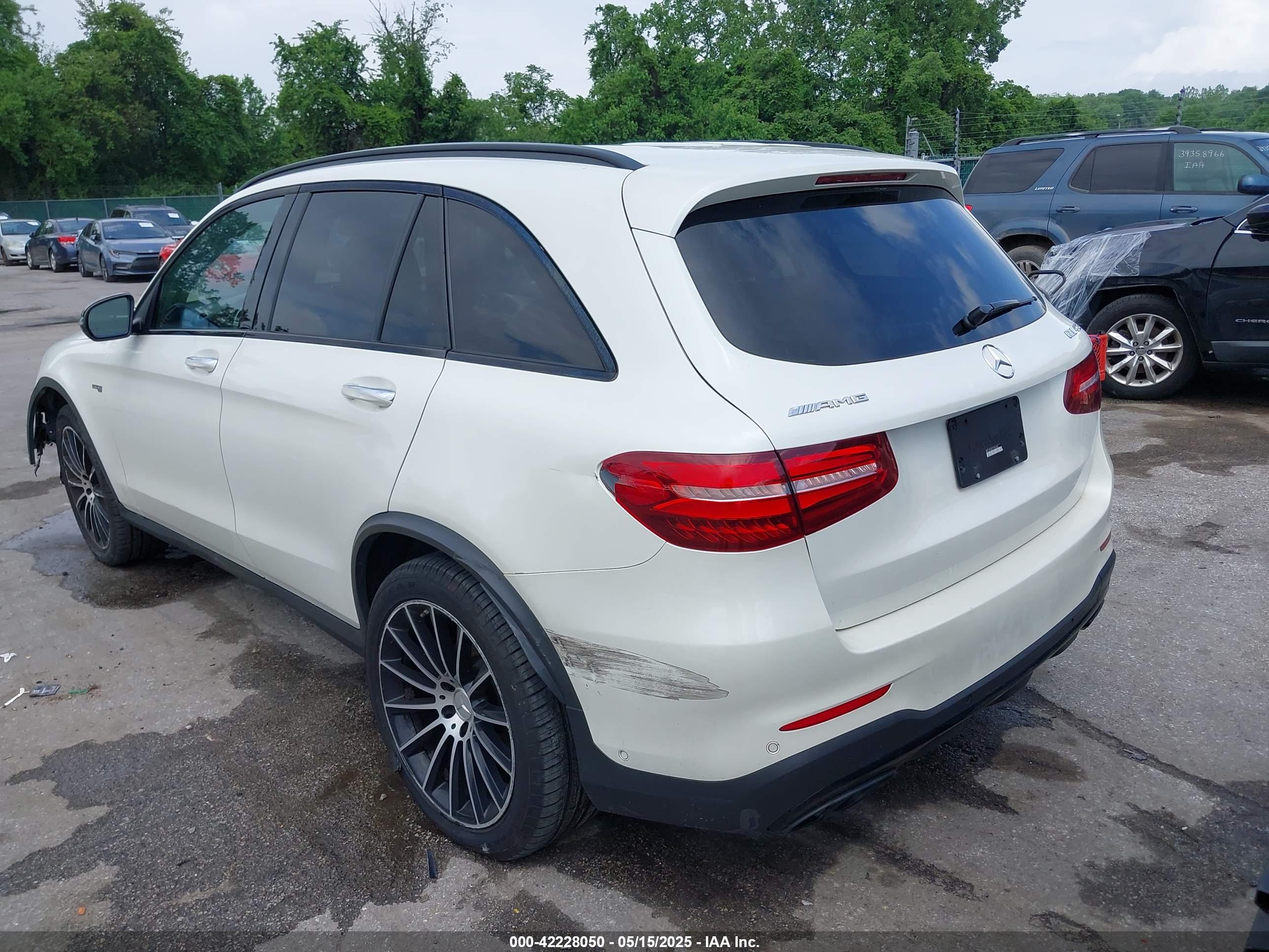 MERCEDES-BENZ AMG image 3