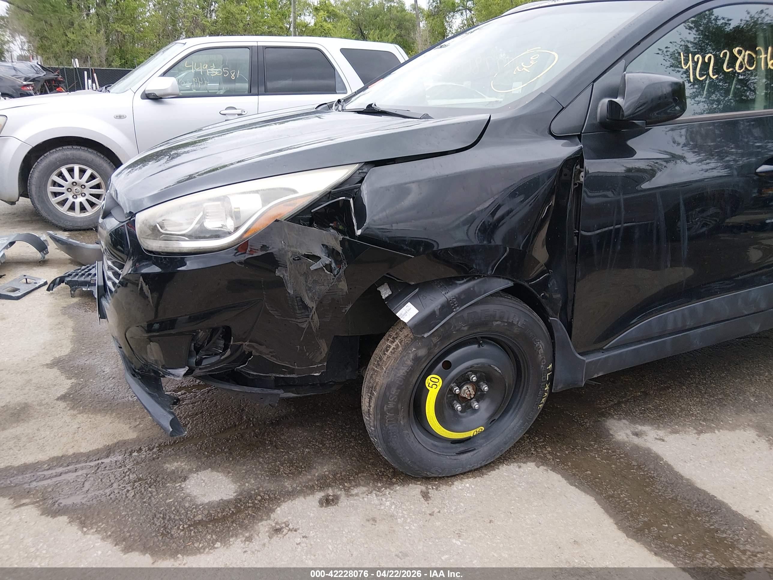 HYUNDAI TUCSON image 6