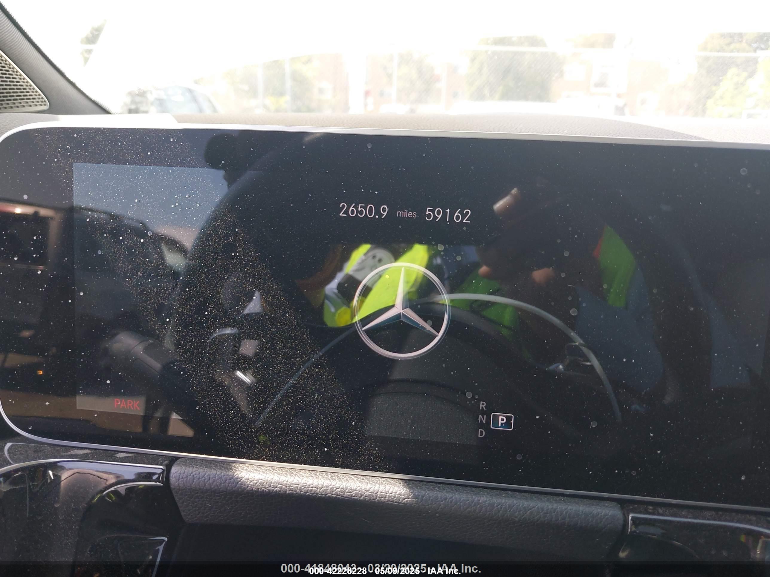 MERCEDES-BENZ GLA image 7
