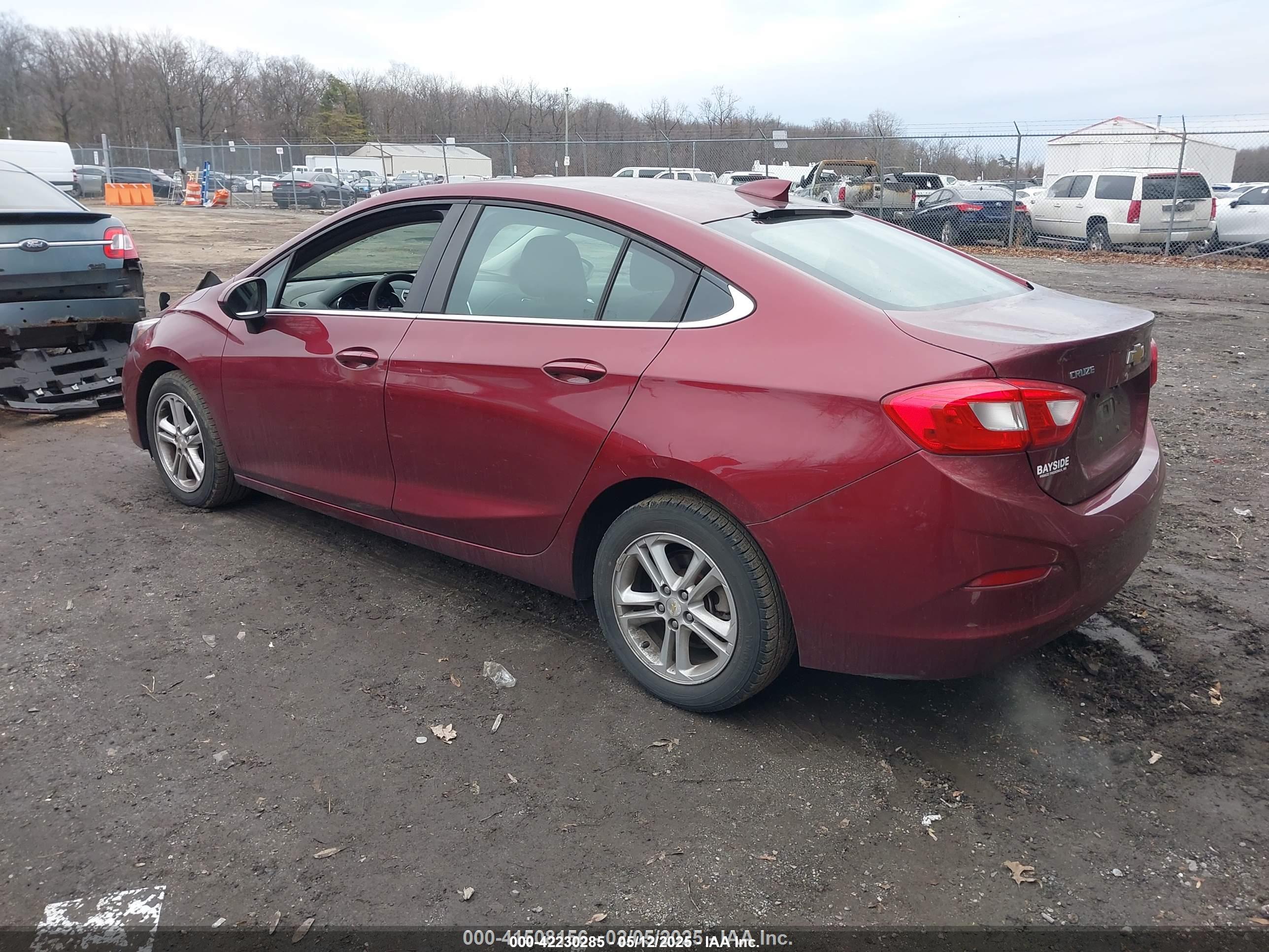 CHEVROLET CRUZE image 3