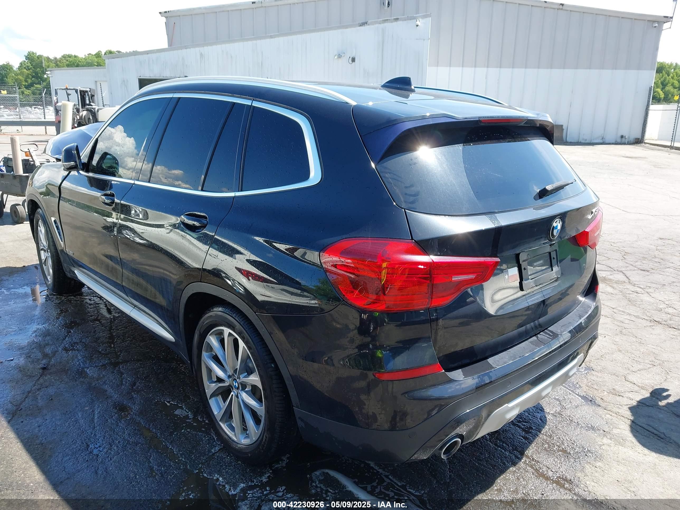BMW X3 image 3