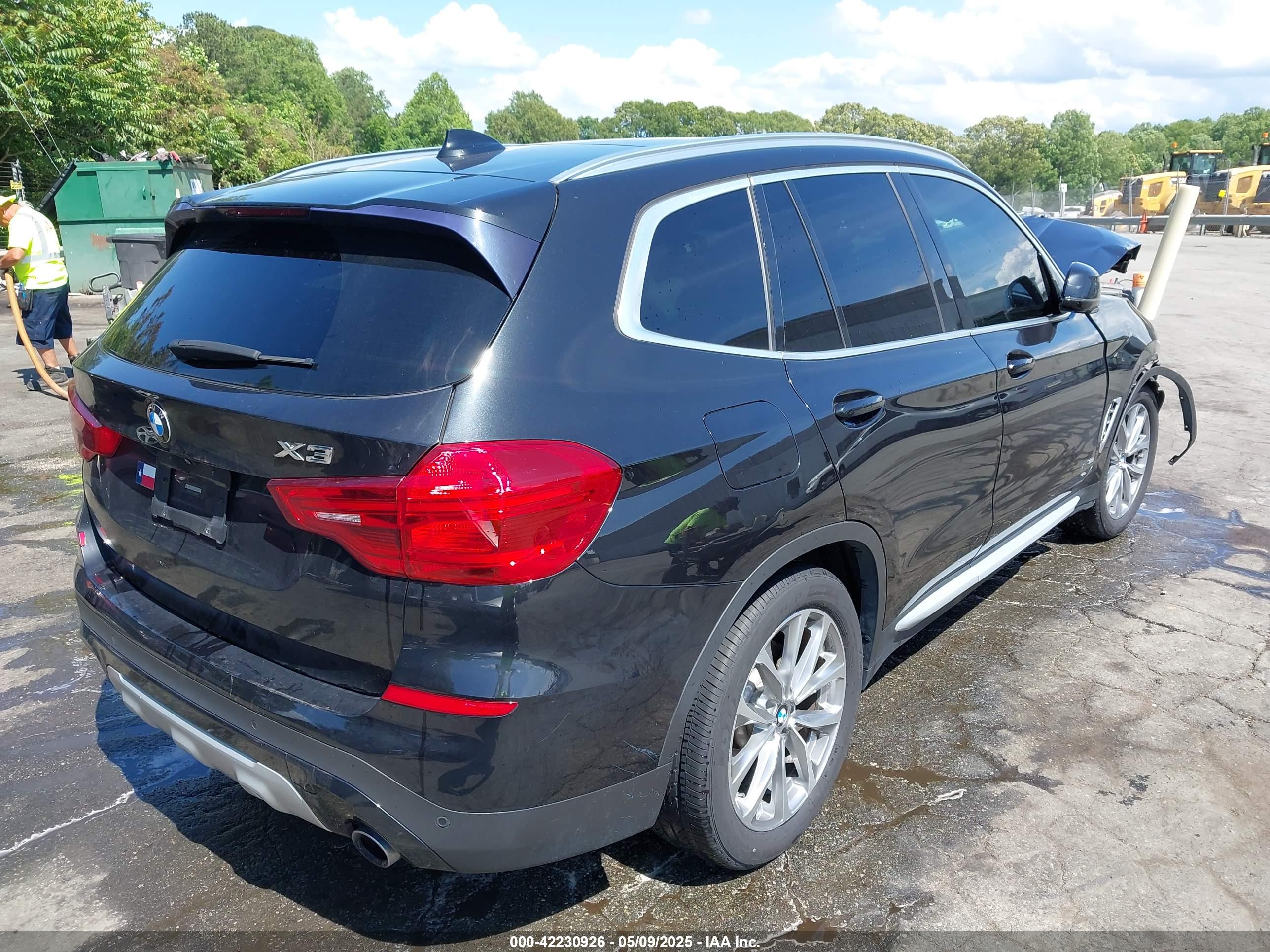 BMW X3 image 4
