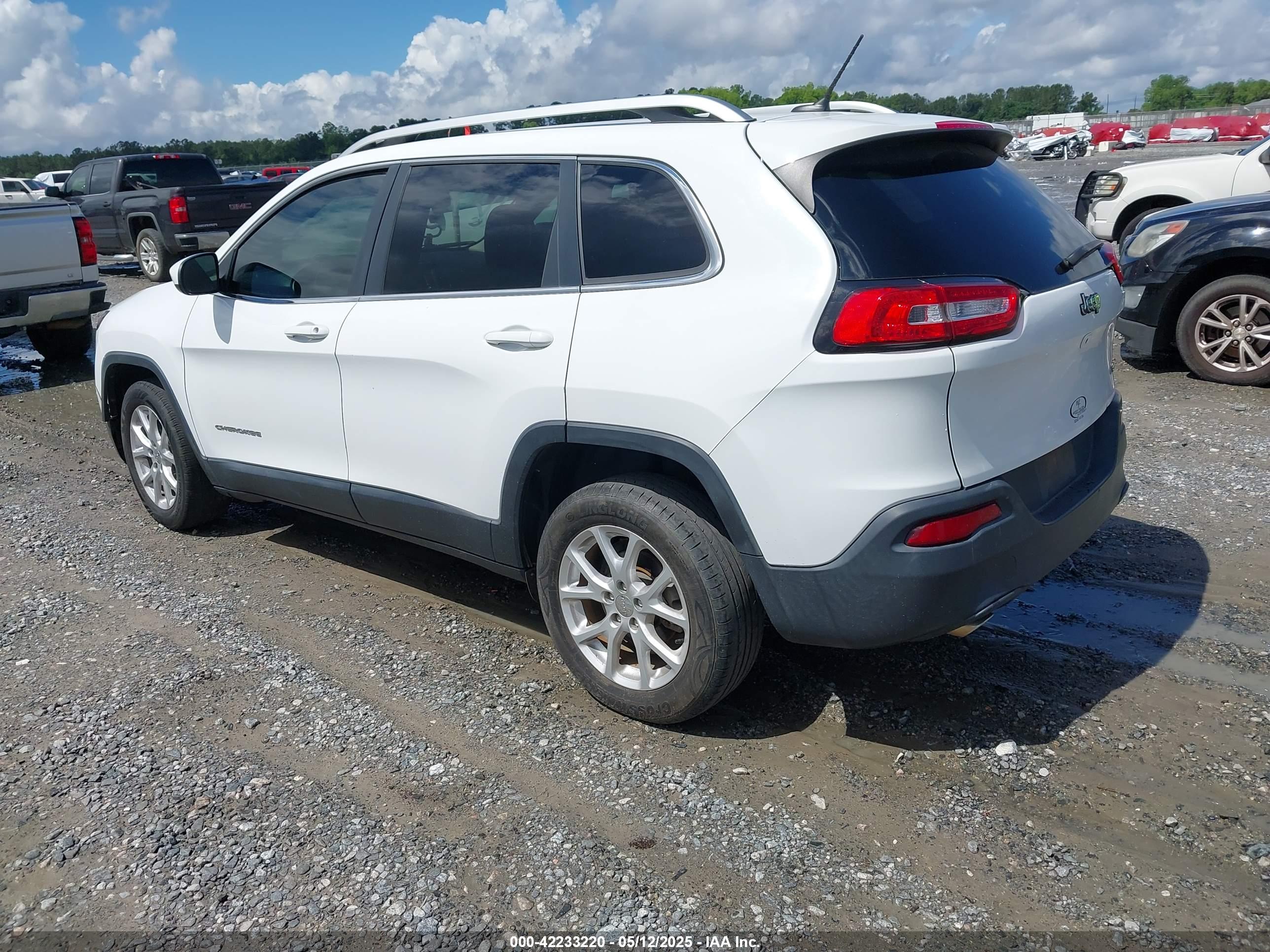 JEEP CHEROKEE image 3