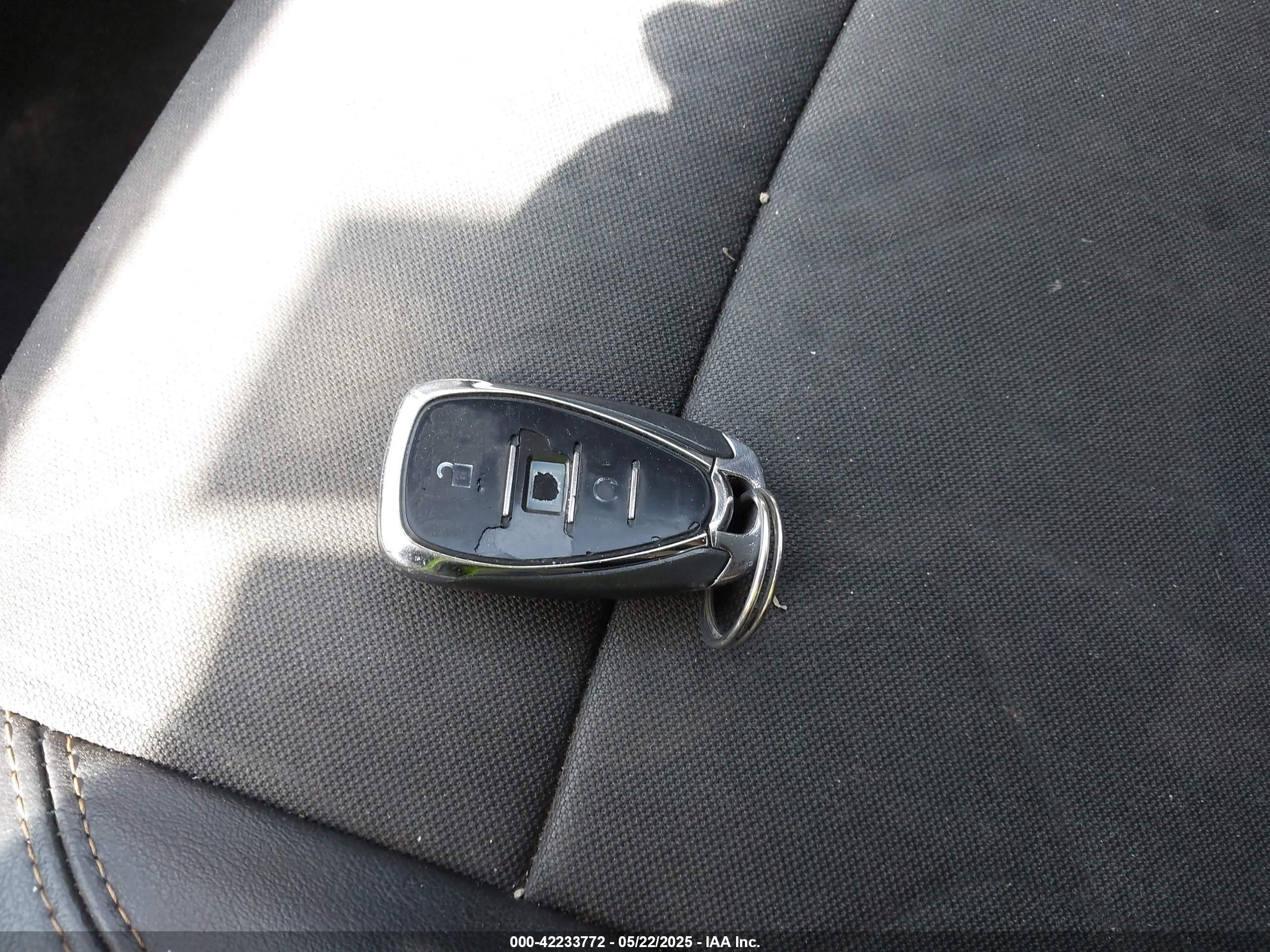 CHEVROLET TRAX image 11