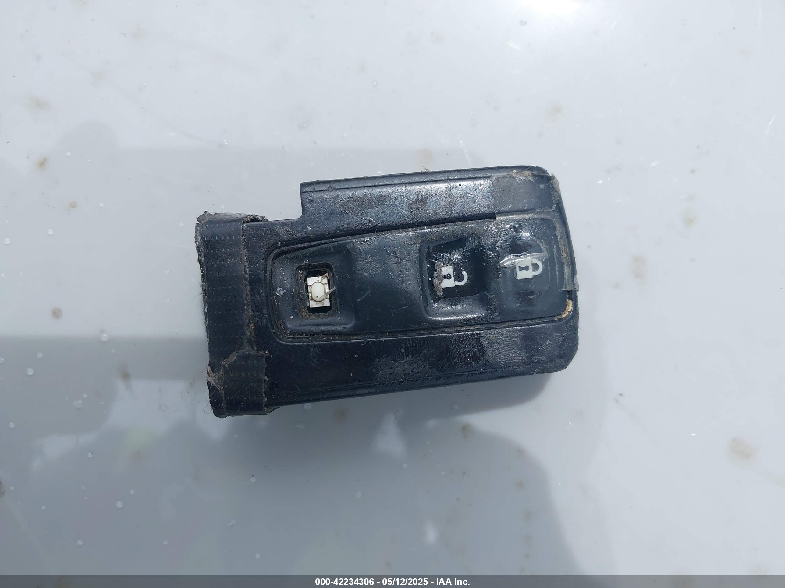 TOYOTA PRIUS image 11