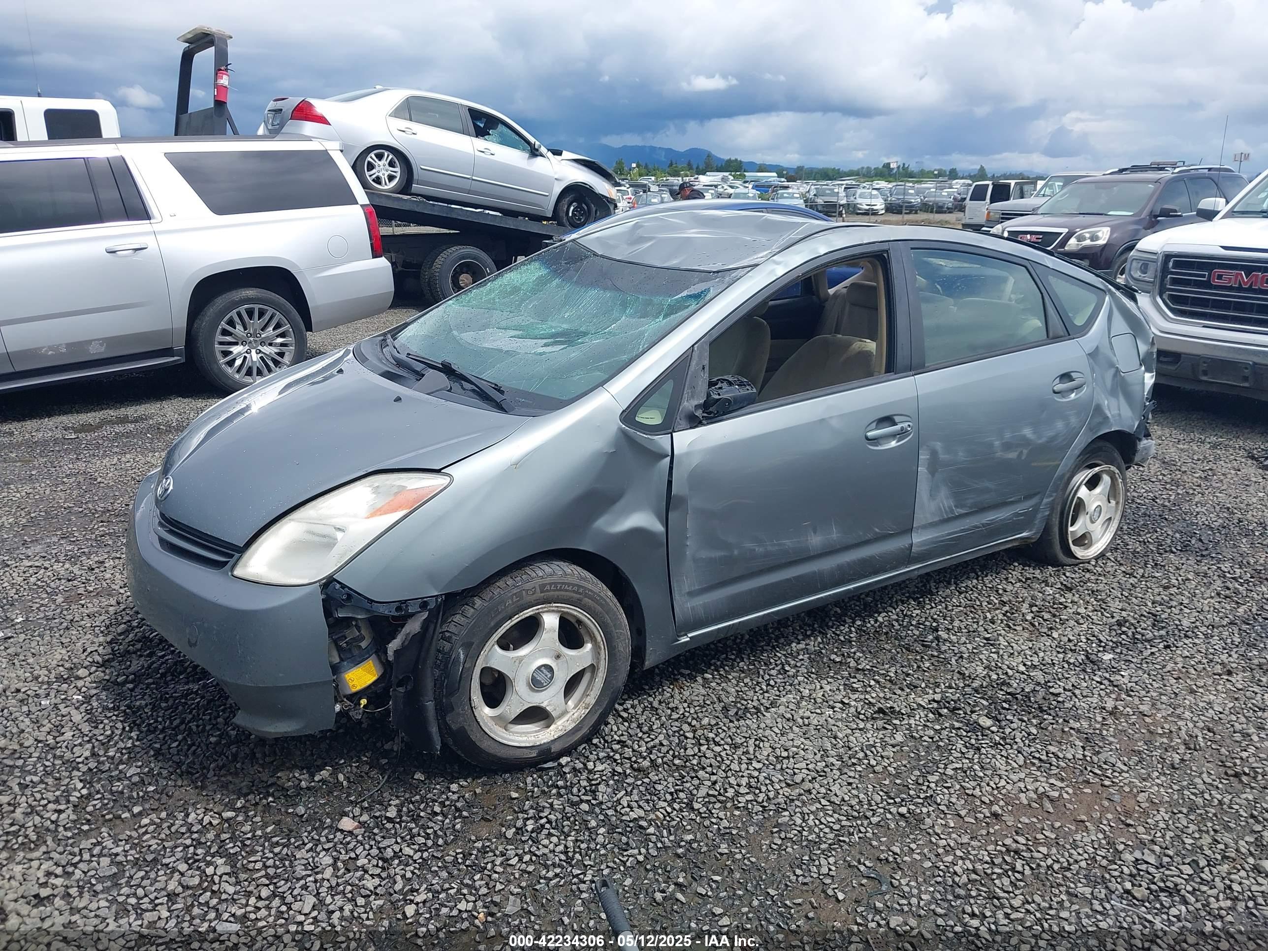 TOYOTA PRIUS image 2