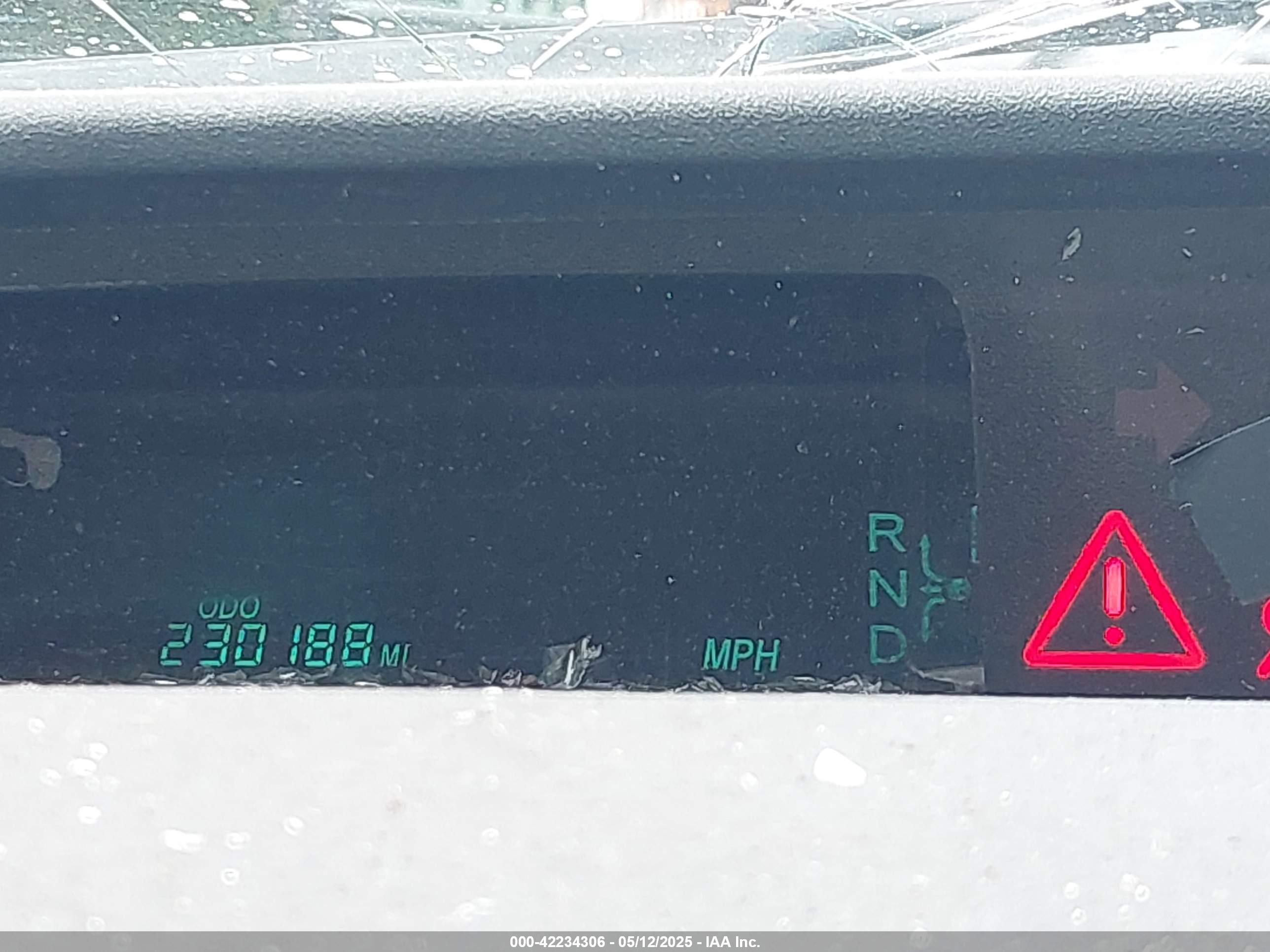 TOYOTA PRIUS image 7