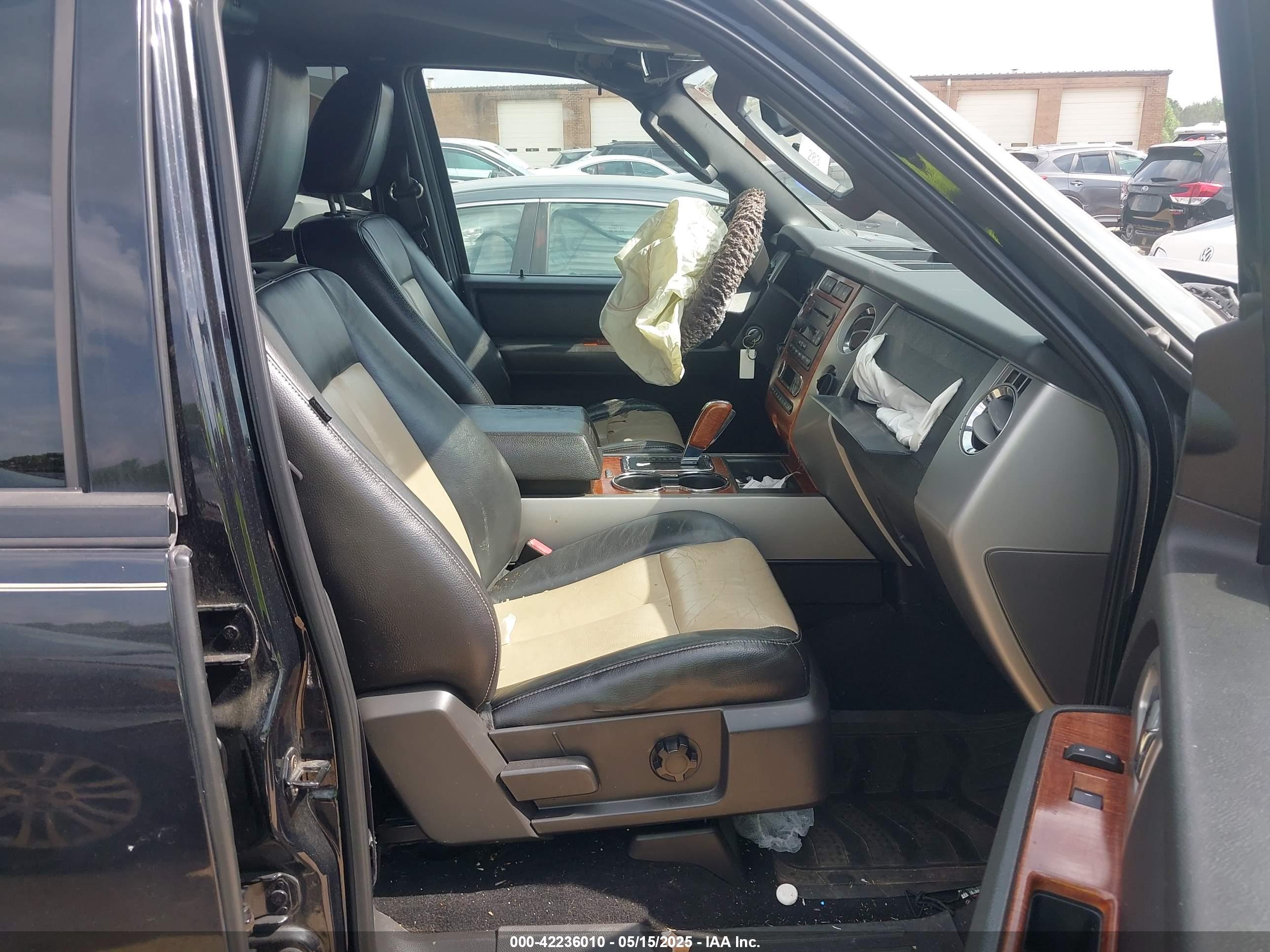 FORD EXPEDITION image 5