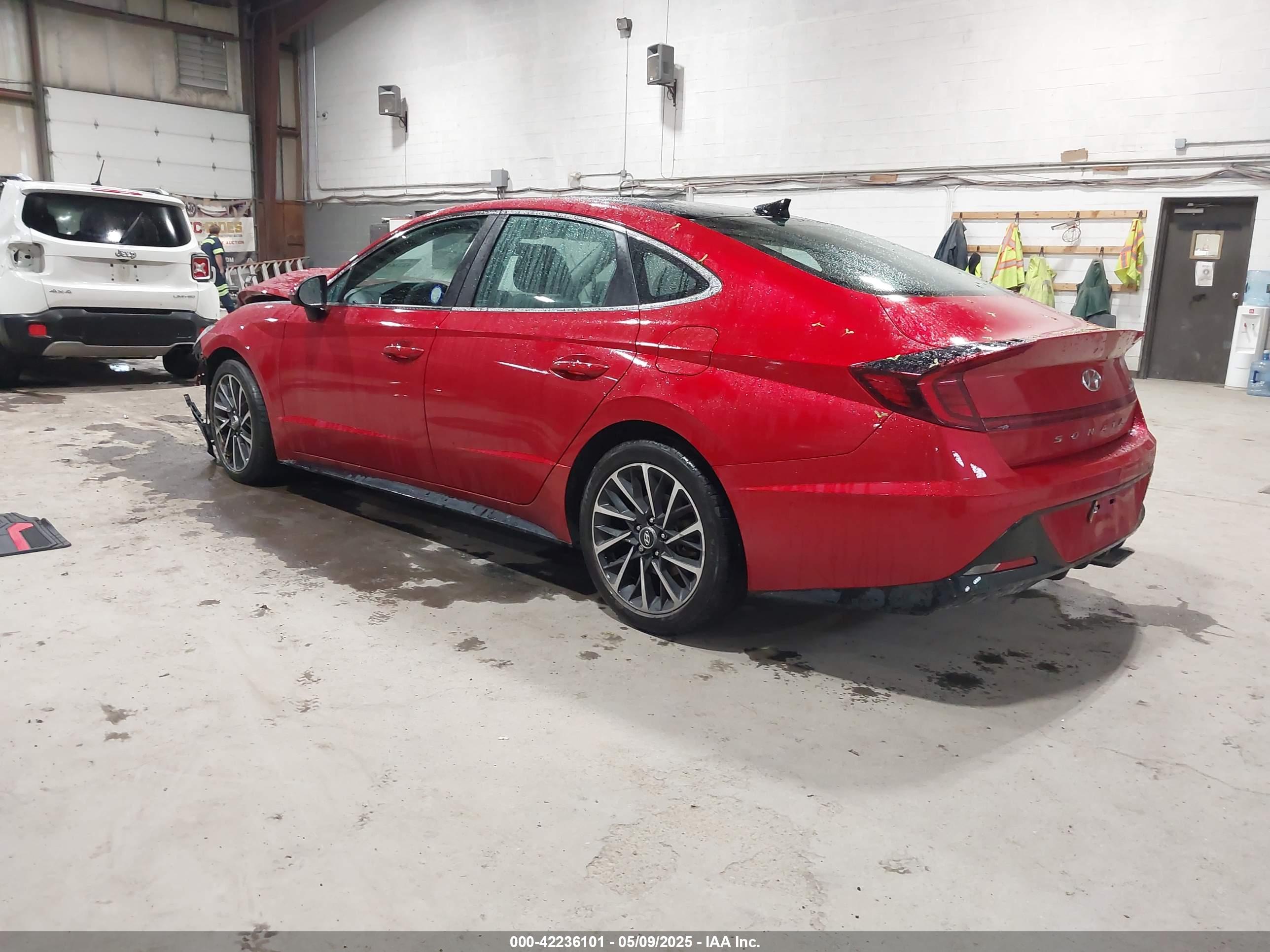 HYUNDAI SONATA image 3