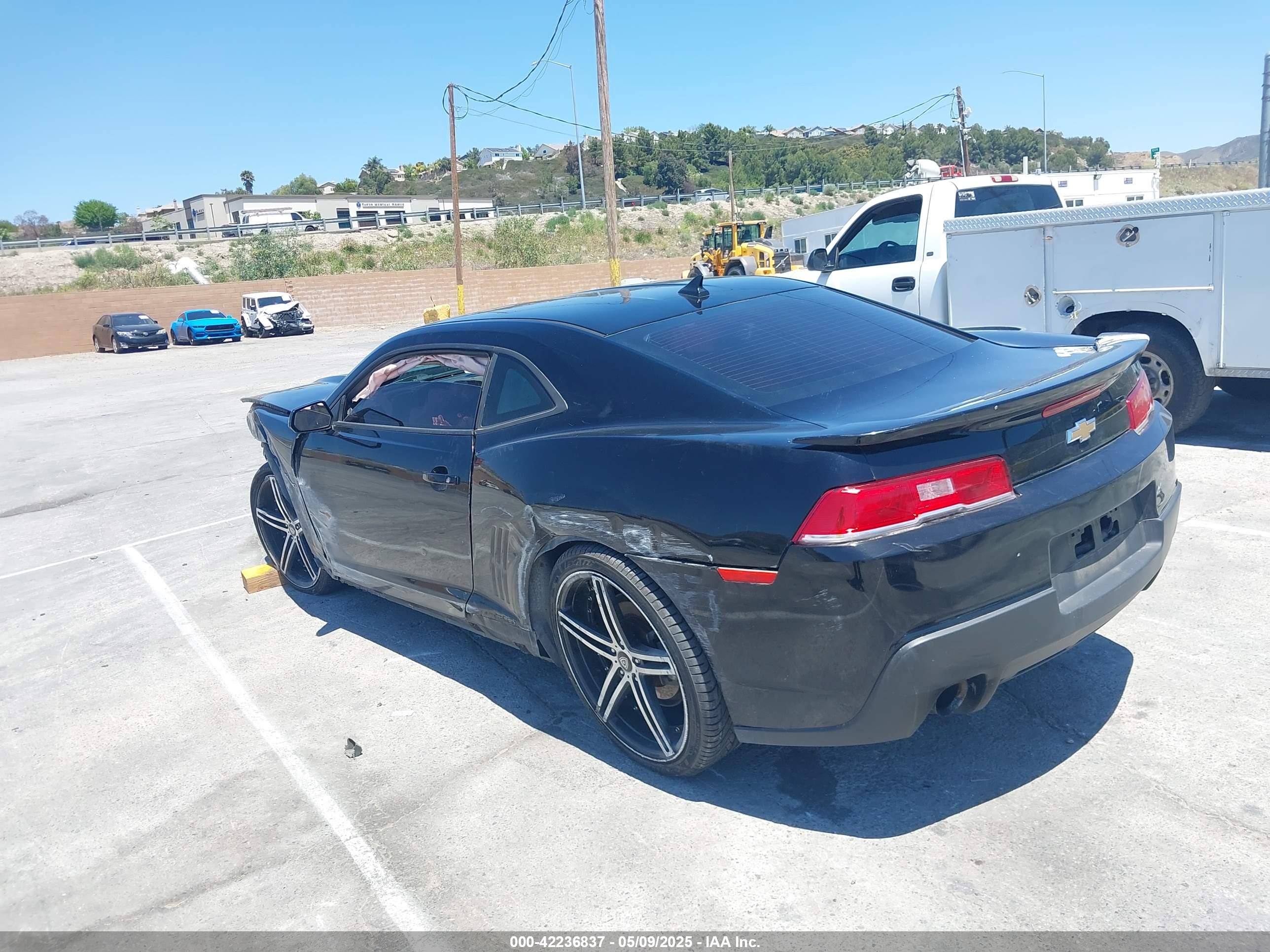 CHEVROLET CAMARO image 3