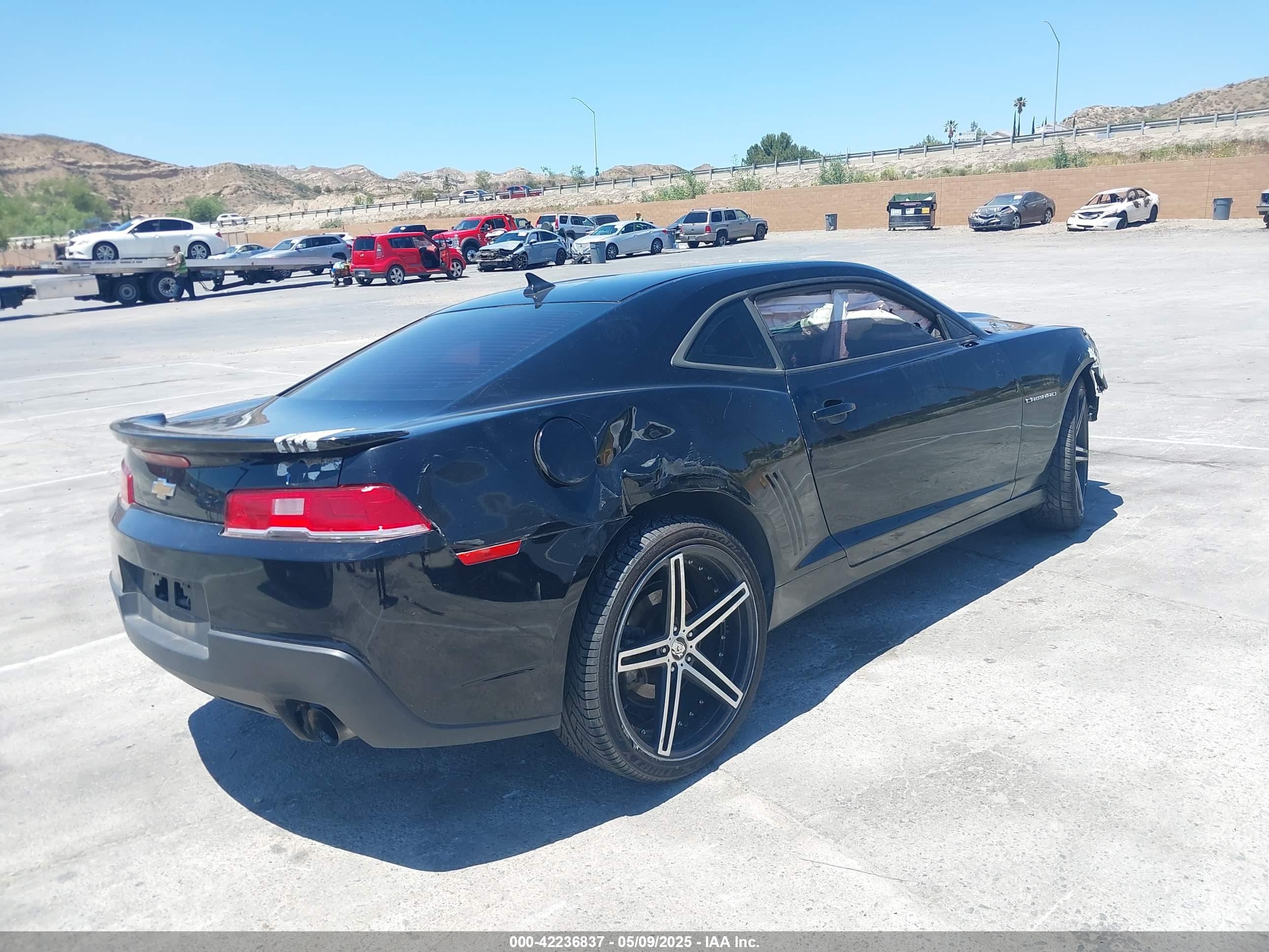 CHEVROLET CAMARO image 4